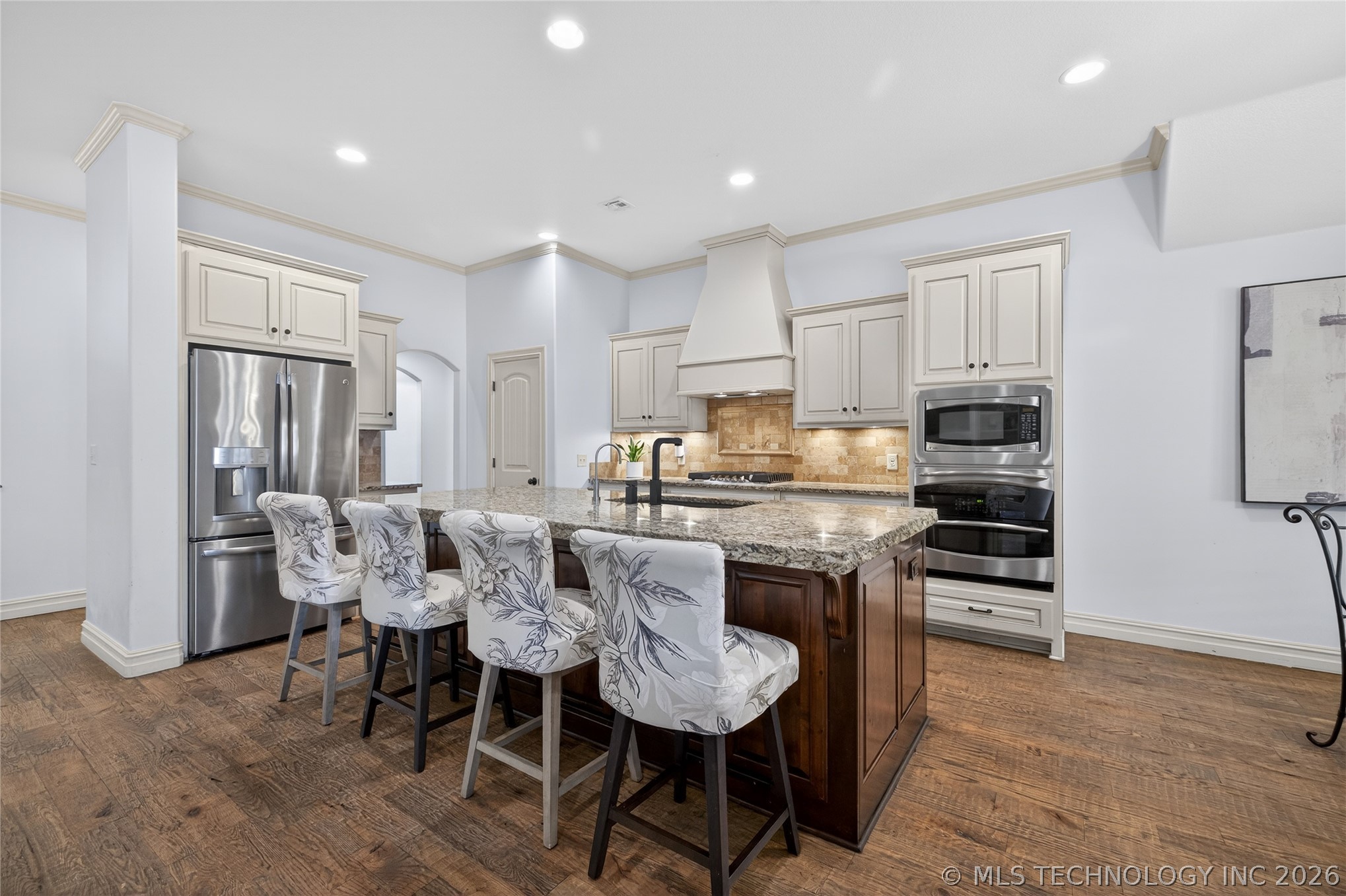 11813 S New Haven Avenue Property Photo 13