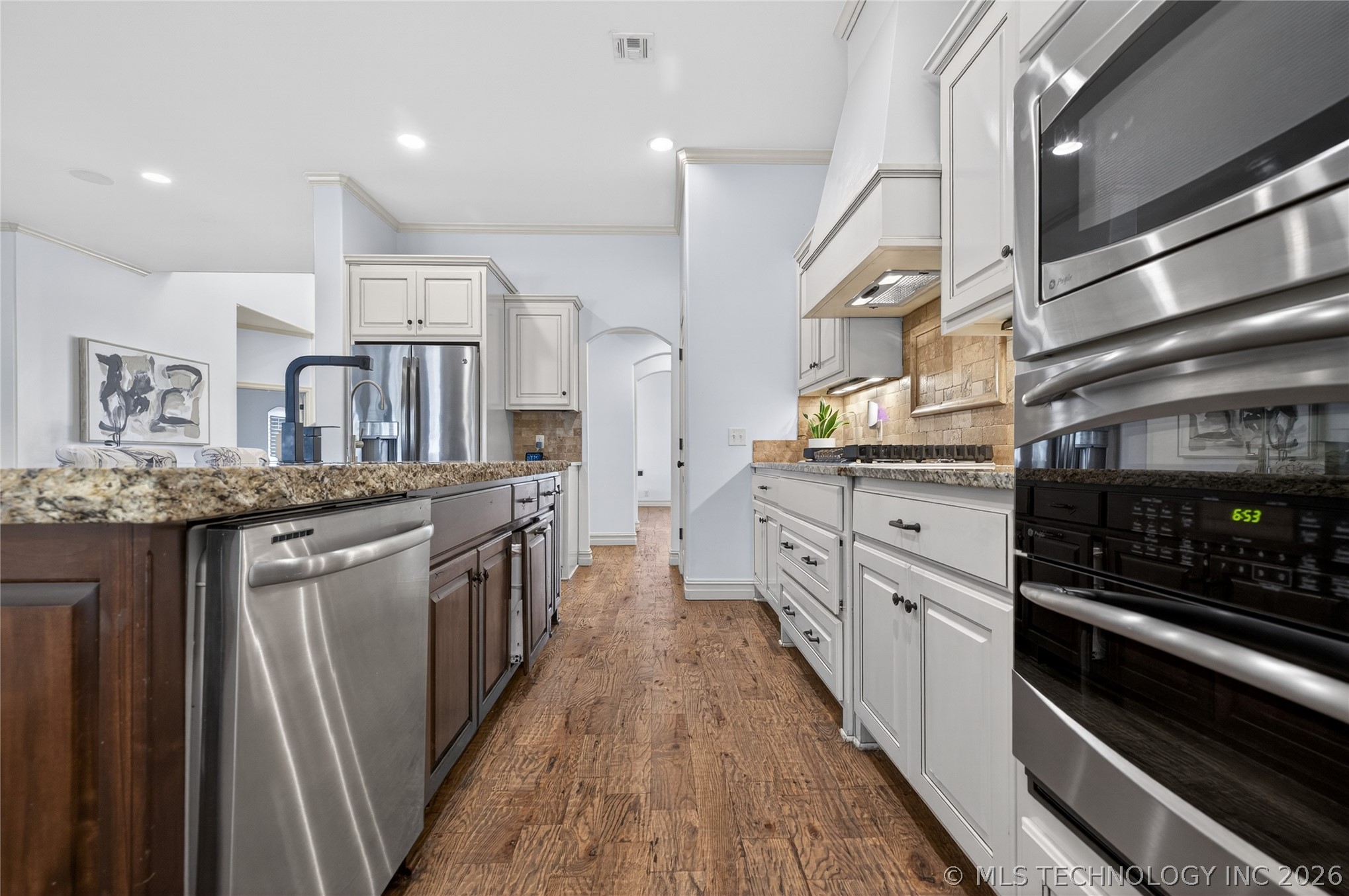 11813 S New Haven Avenue Property Photo 15