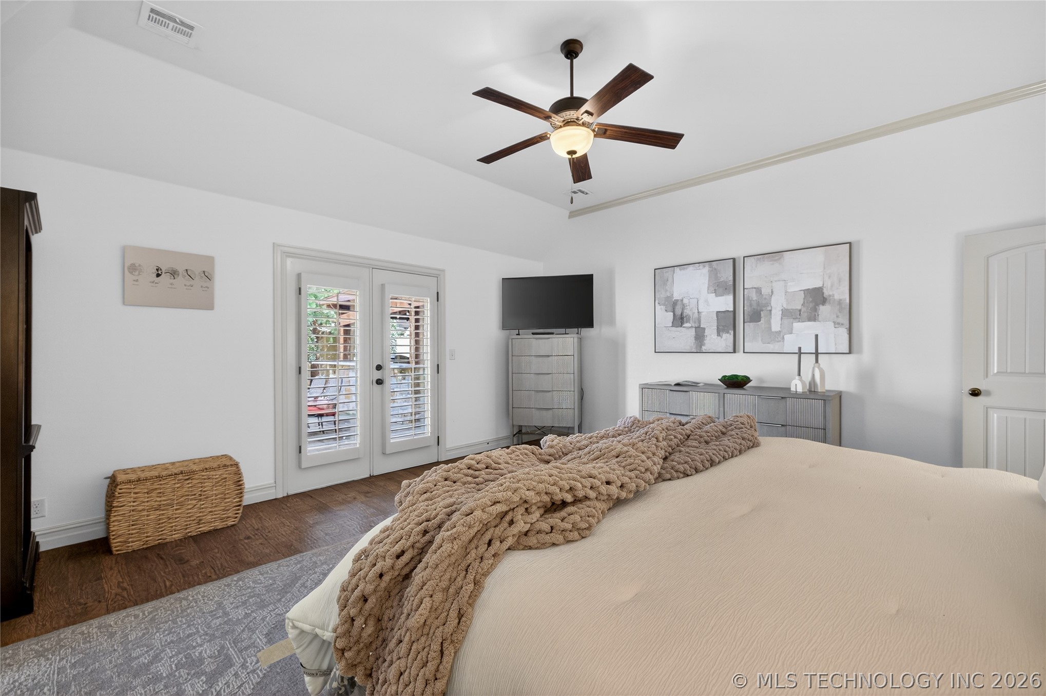 11813 S New Haven Avenue Property Photo 20