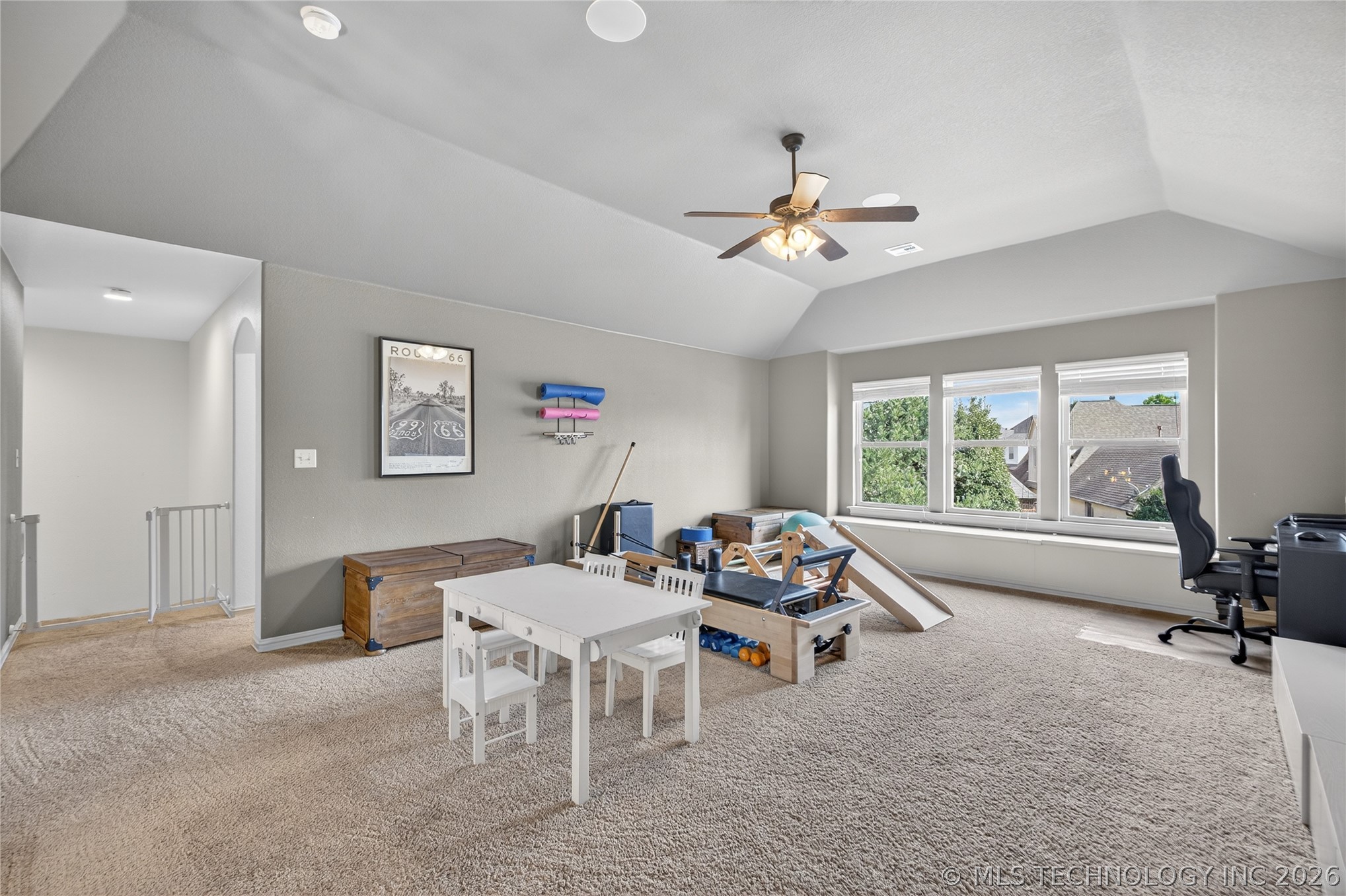 11813 S New Haven Avenue Property Photo 29