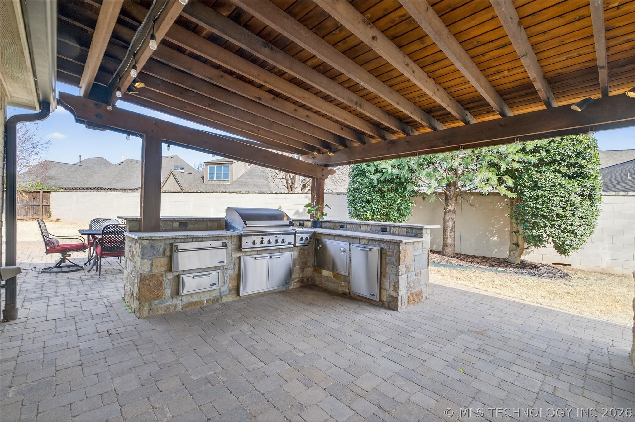 11813 S New Haven Avenue Property Photo 37