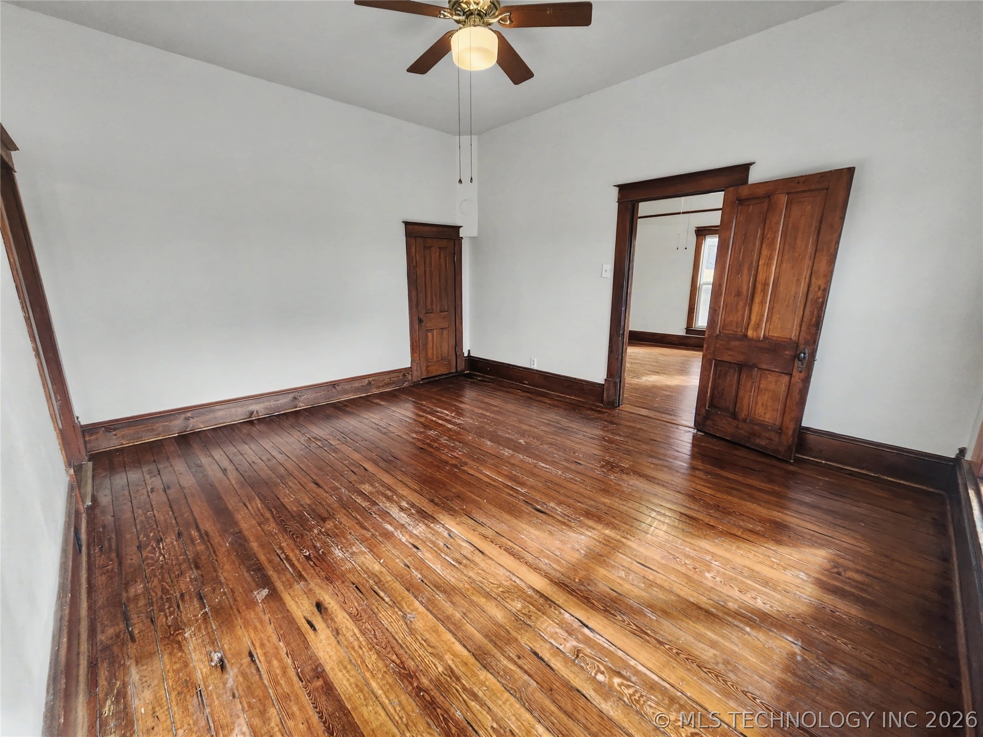 611 Goingsnake Street Property Photo 12