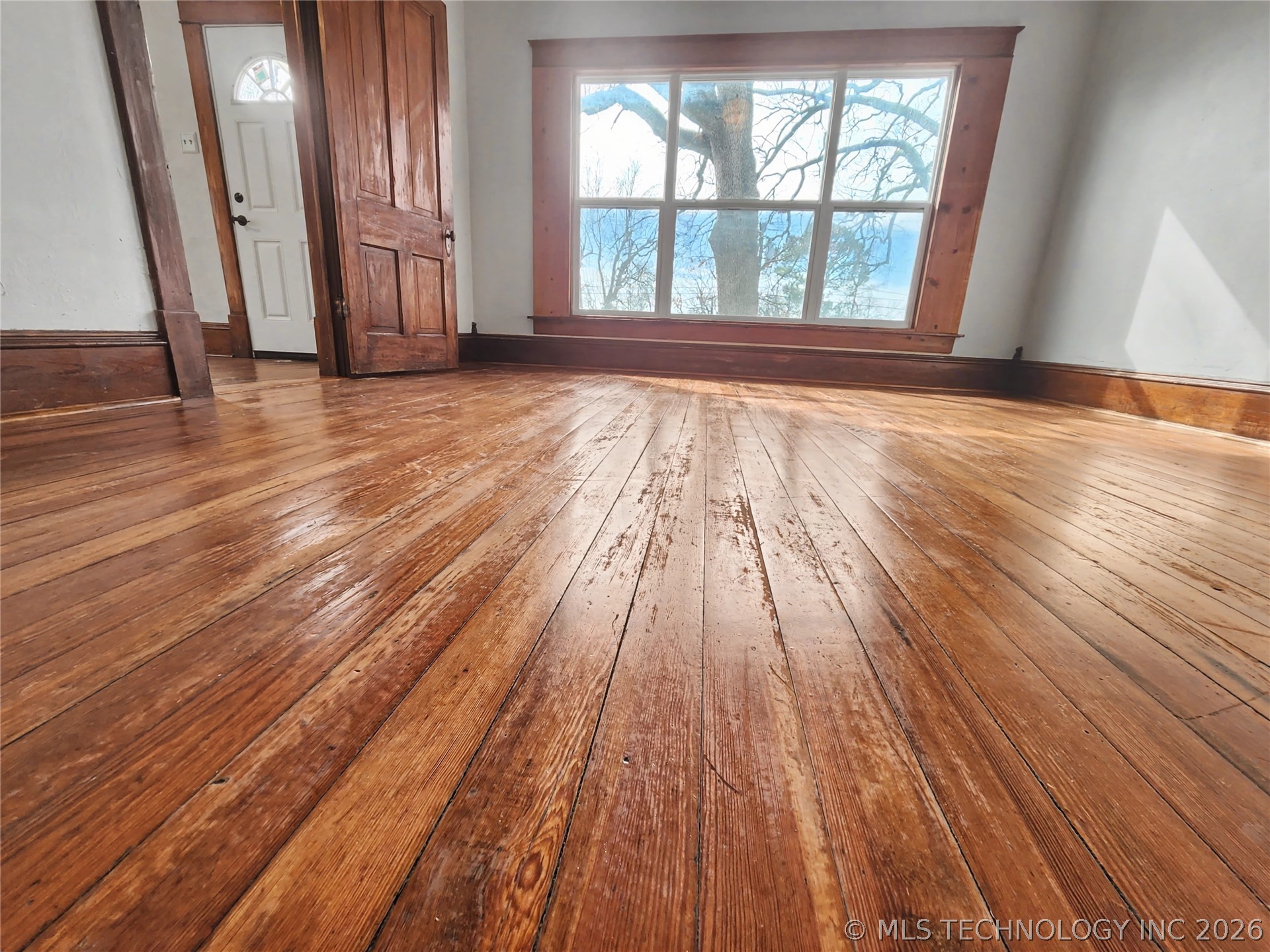 611 Goingsnake Street Property Photo 16