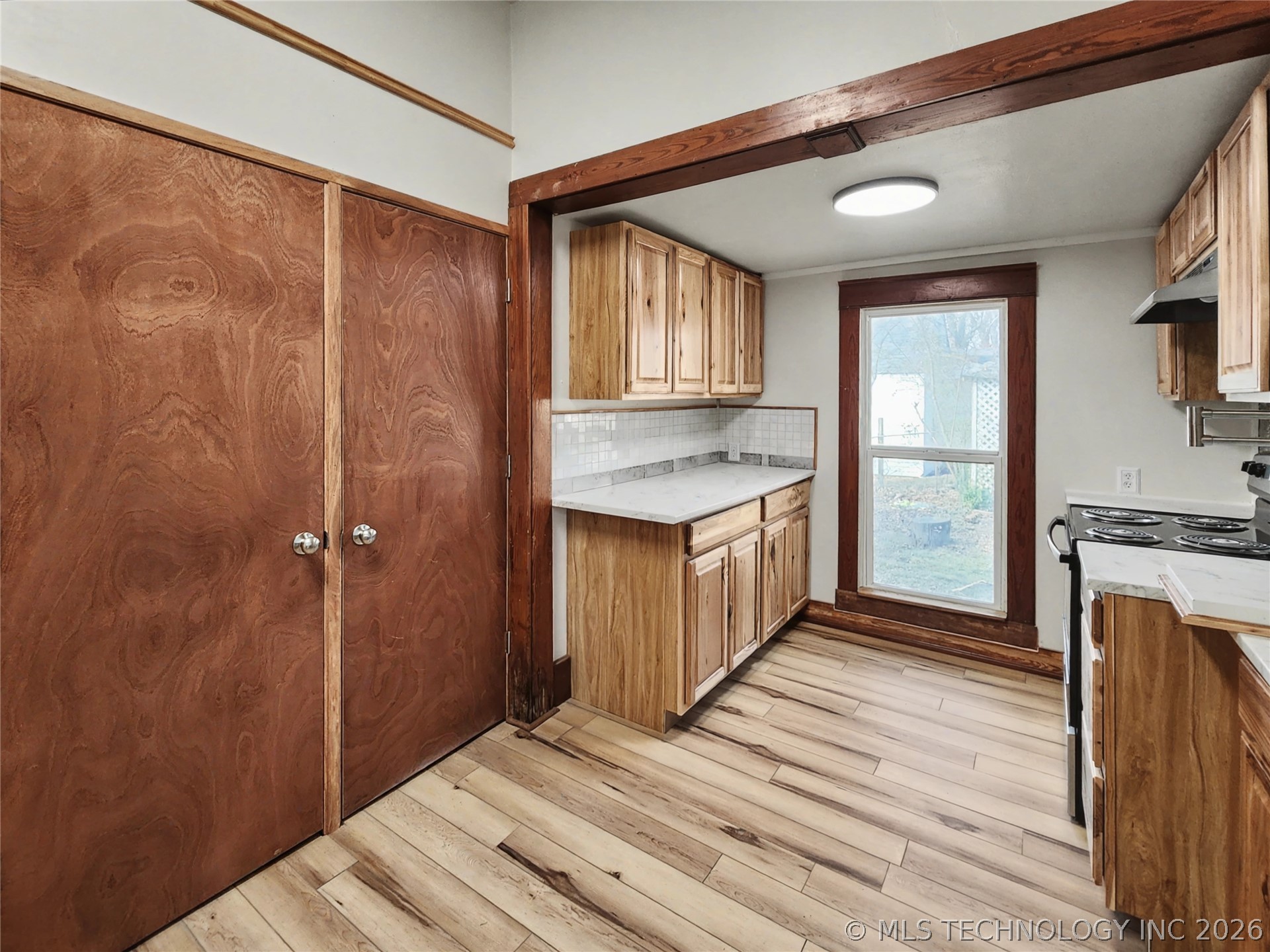 611 Goingsnake Street Property Photo 35