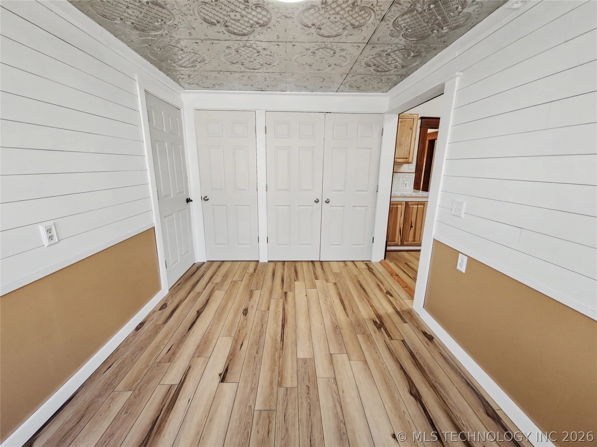 611 Goingsnake Street Property Photo 58