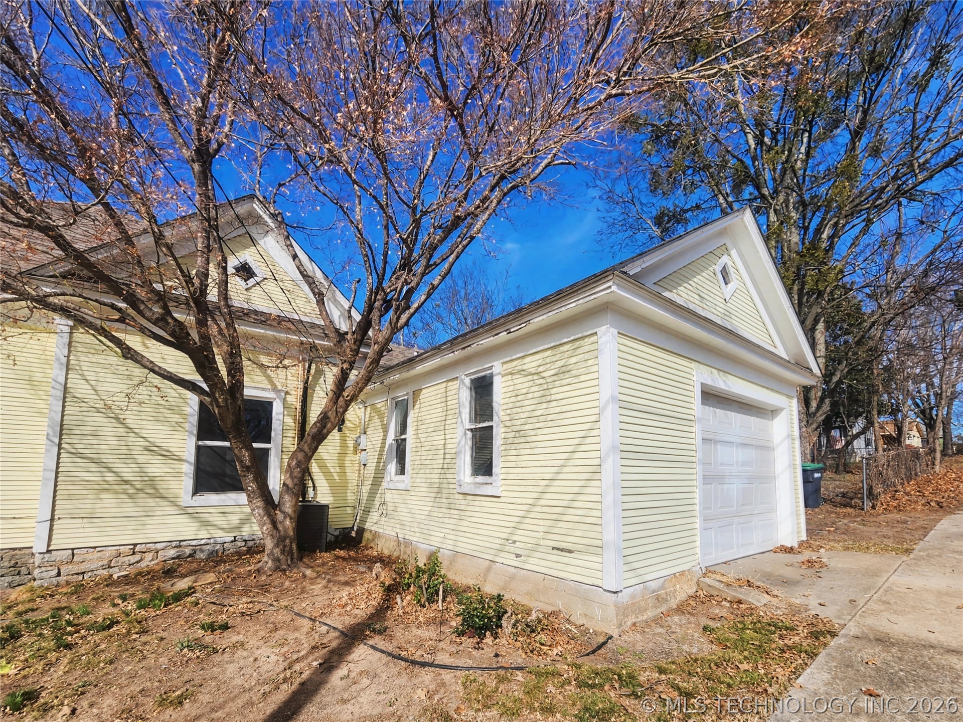 611 Goingsnake Street Property Photo 84