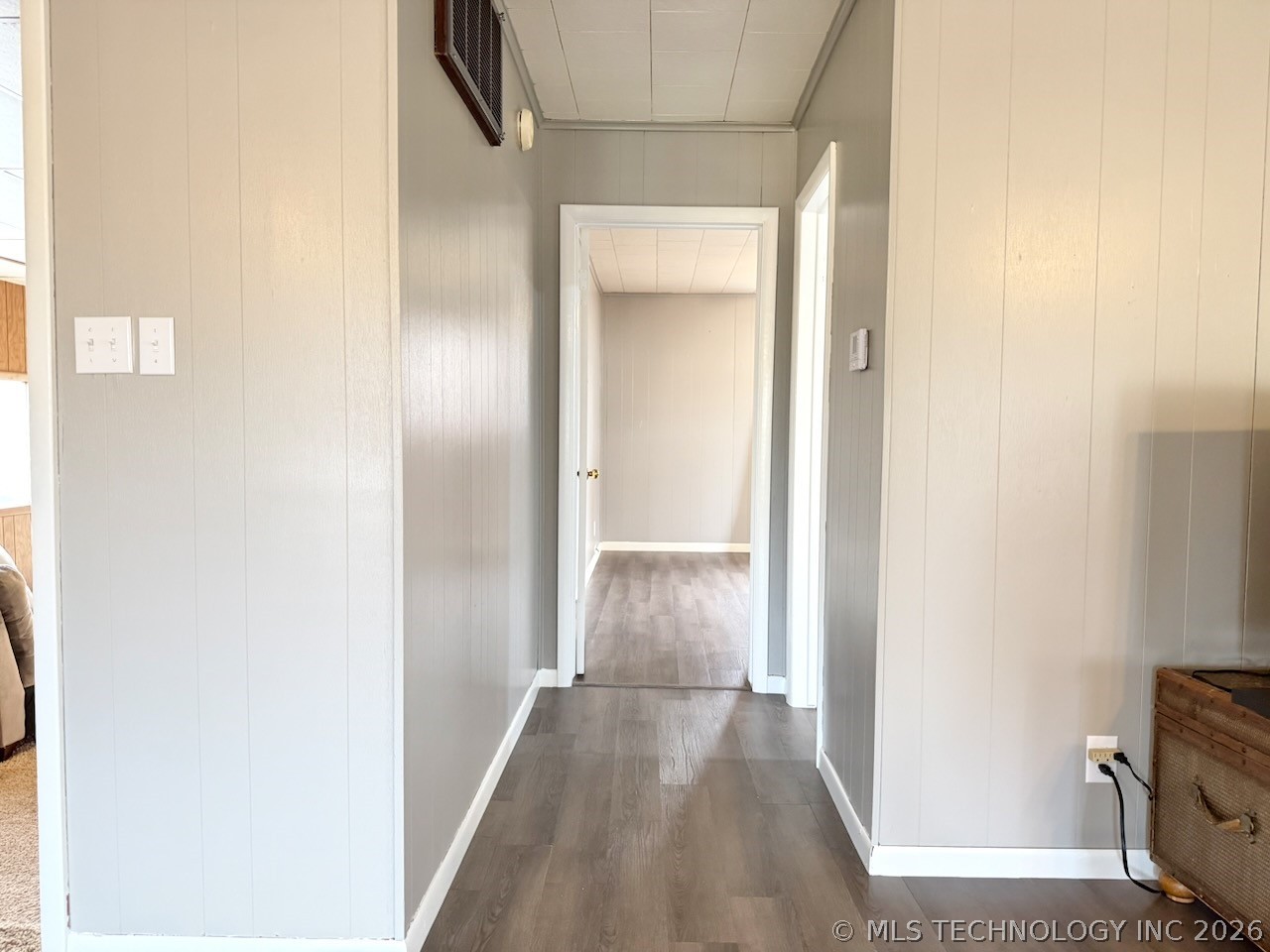110 W Lakeshore Drive Property Photo 25