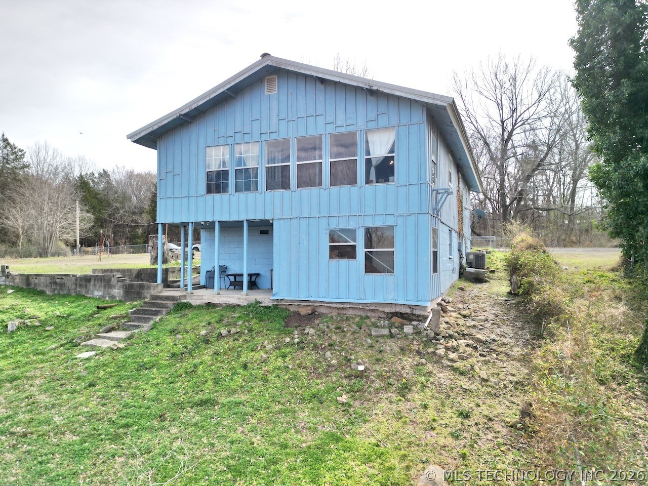 110 W Lakeshore Drive Property Photo 45
