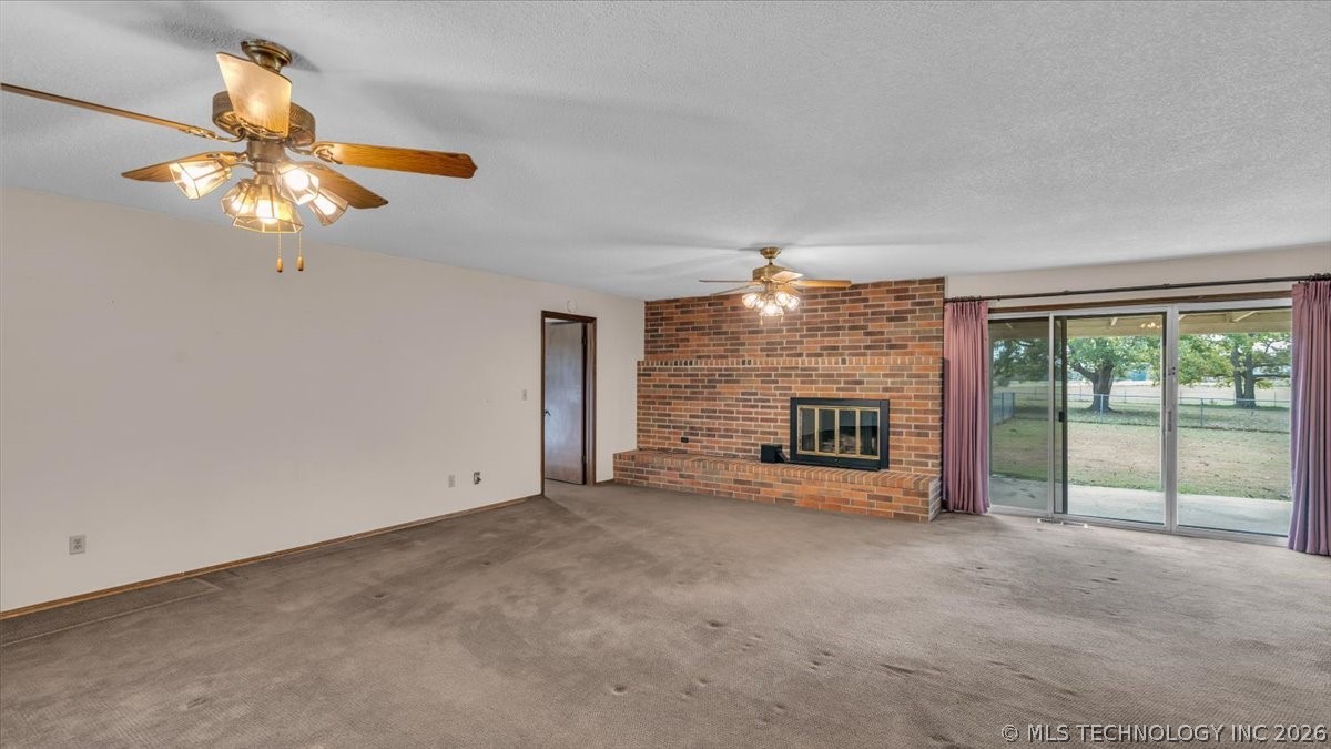 7212 E Battenfield Drive Property Photo 4