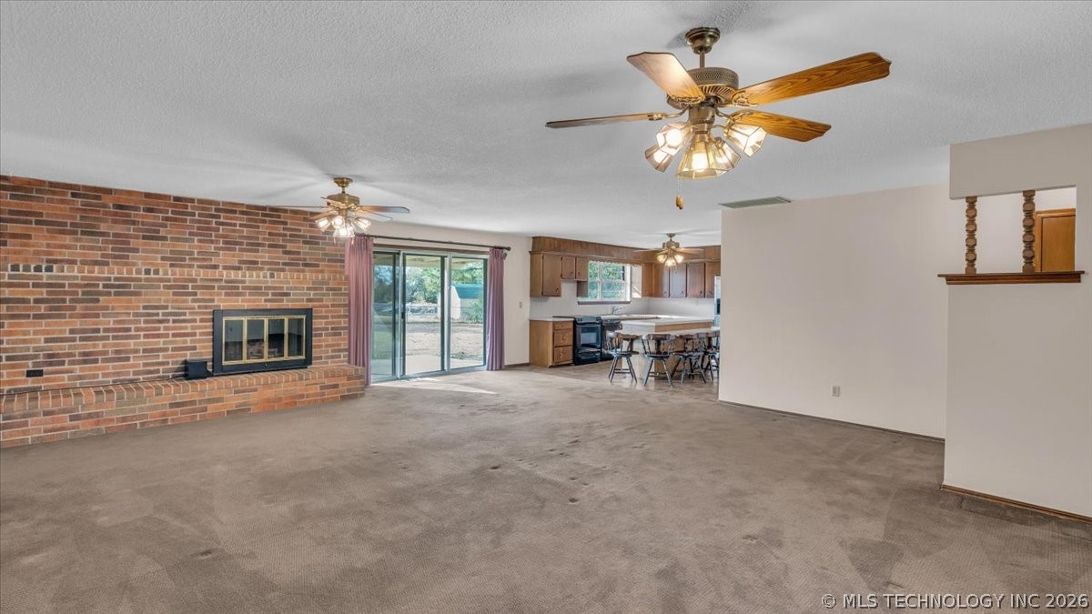7212 E Battenfield Drive Property Photo 5