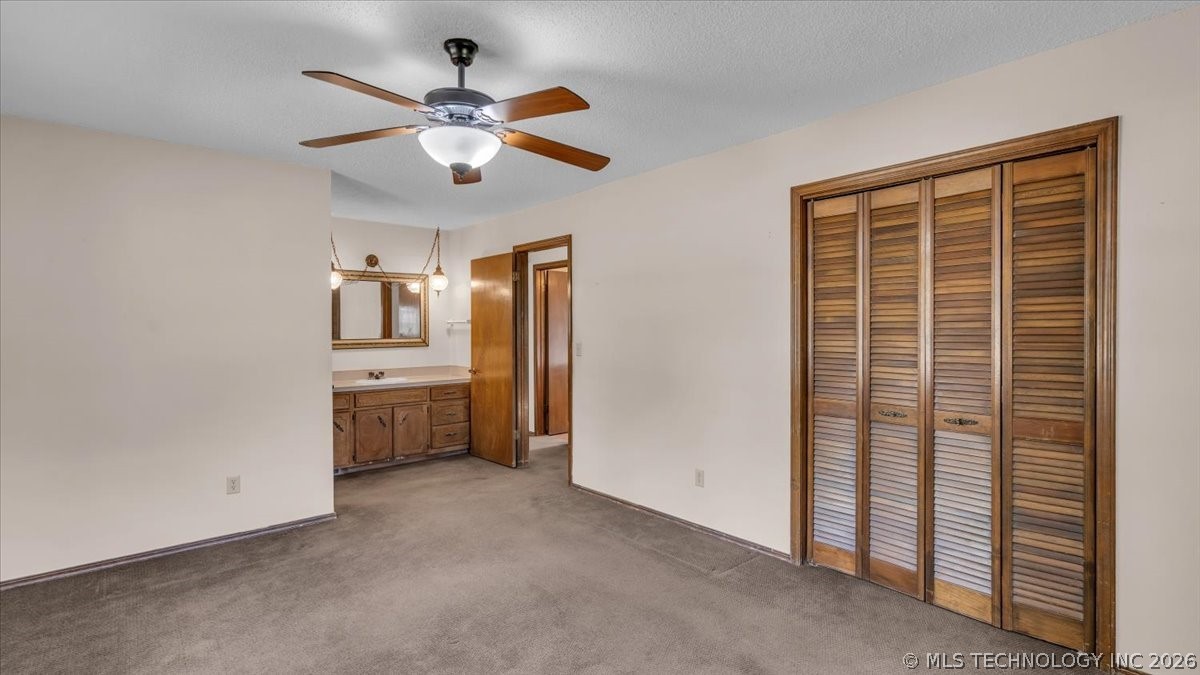 7212 E Battenfield Drive Property Photo 11