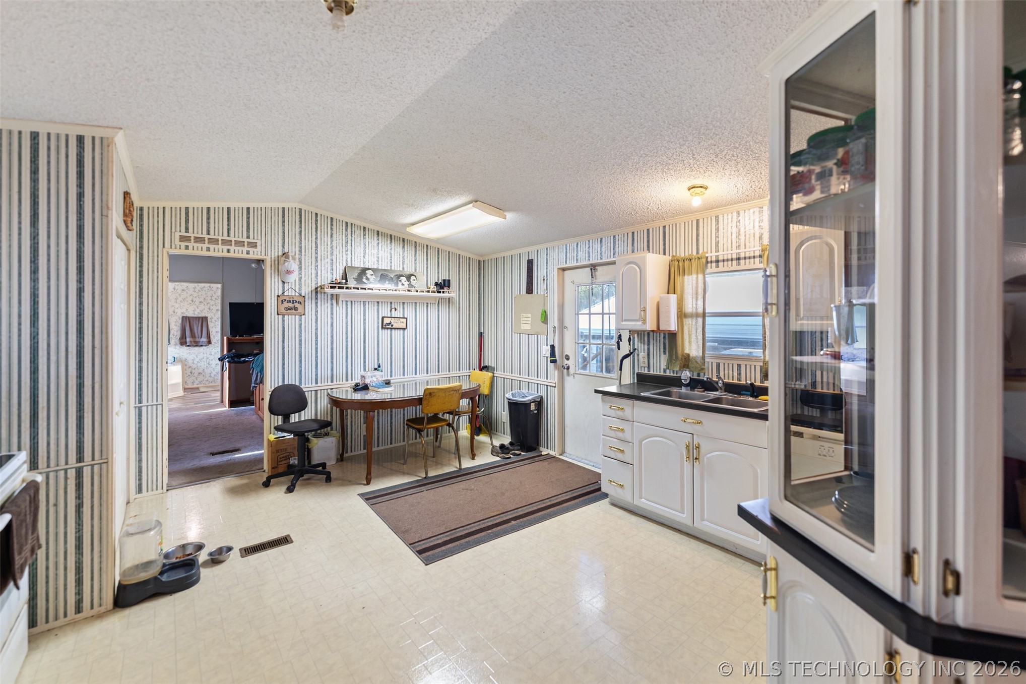 27916 S 4410 Property Photo 7