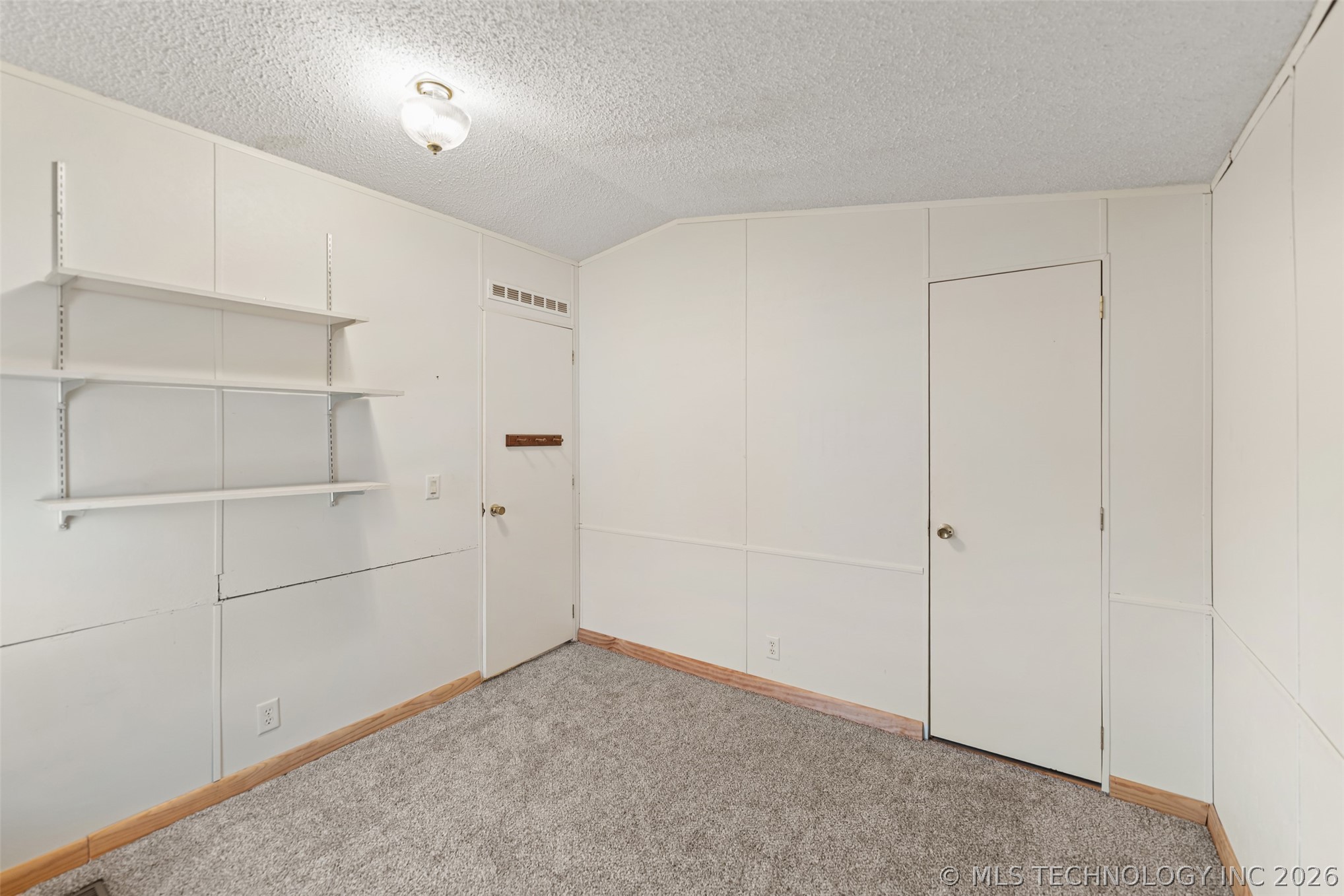 27916 S 4410 Property Photo 15