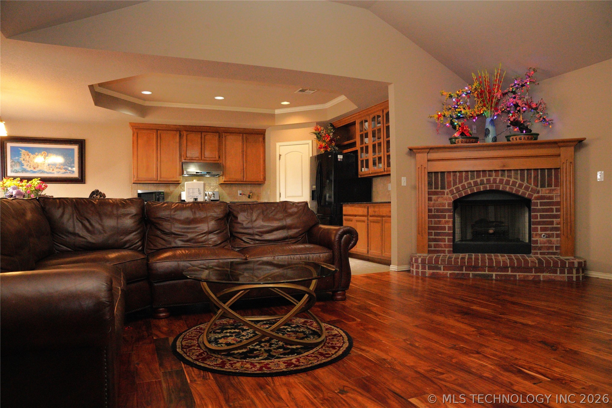 2312 E Queens Street Property Photo 7