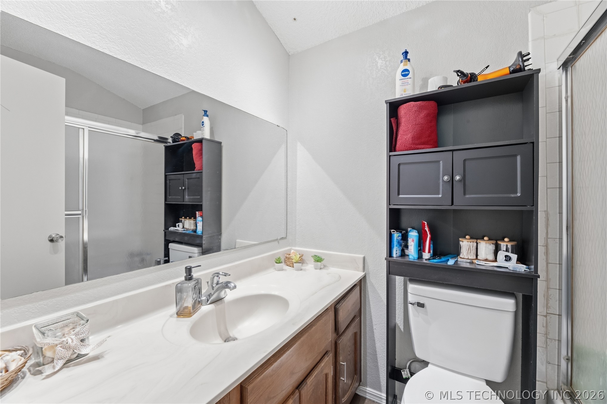 7209 S Peach Avenue Property Photo 20