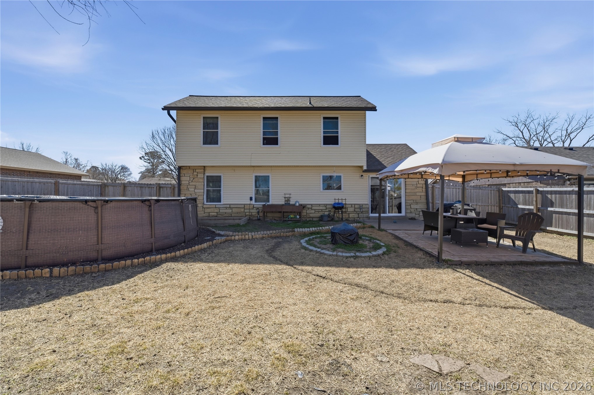 7209 S Peach Avenue Property Photo 24