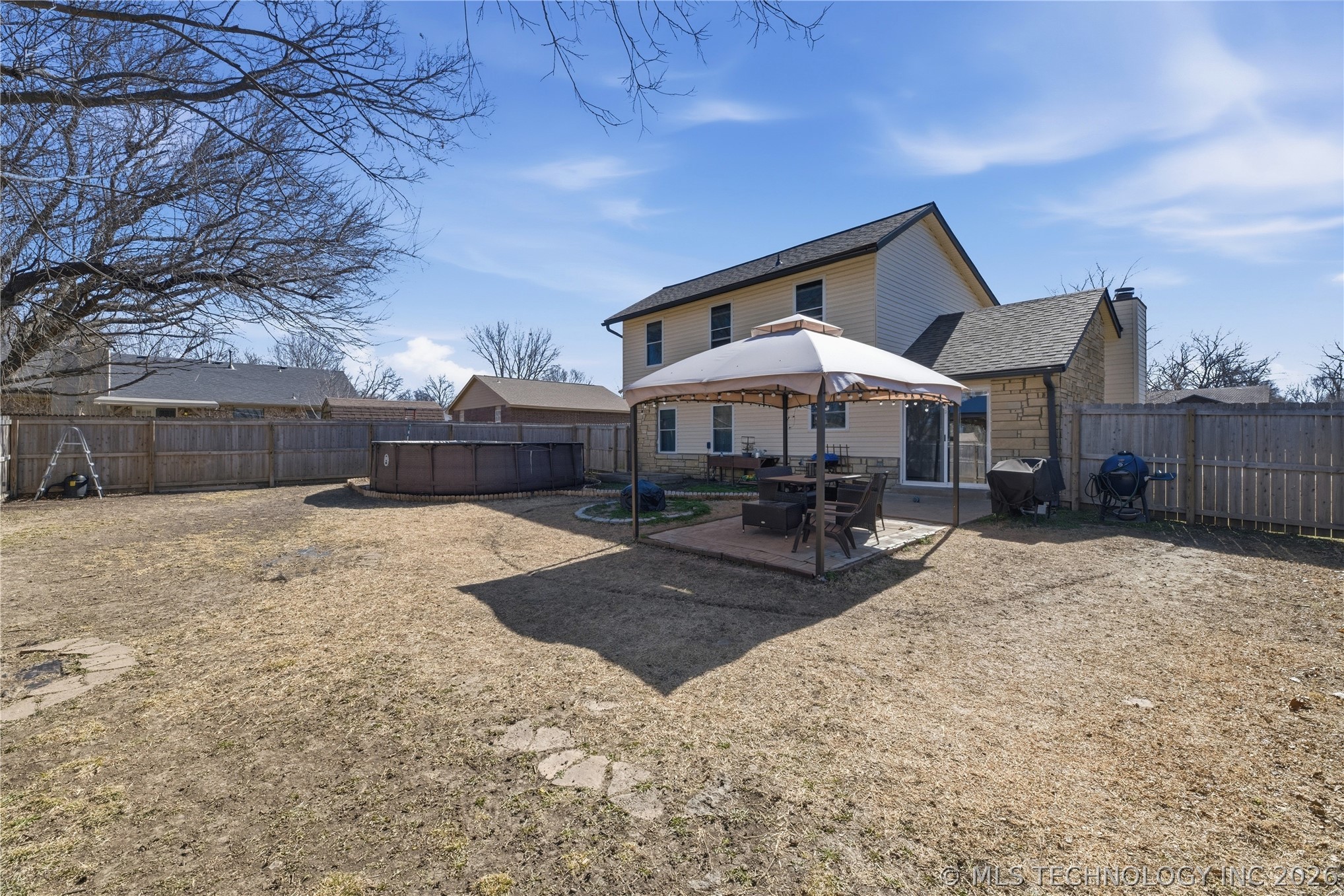 7209 S Peach Avenue Property Photo 25