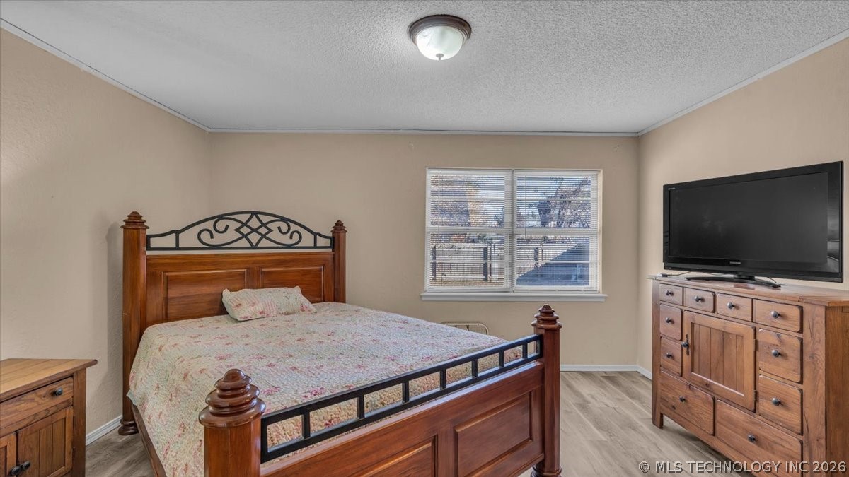 4009 S Maple Avenue Property Photo 17
