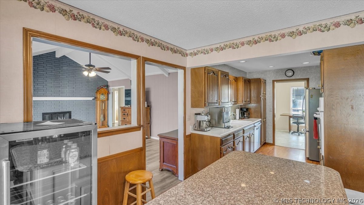 4009 S Maple Avenue Property Photo 28