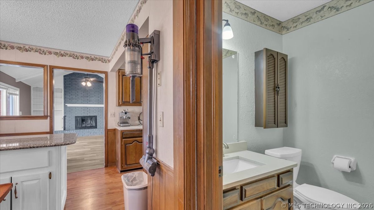 4009 S Maple Avenue Property Photo 29