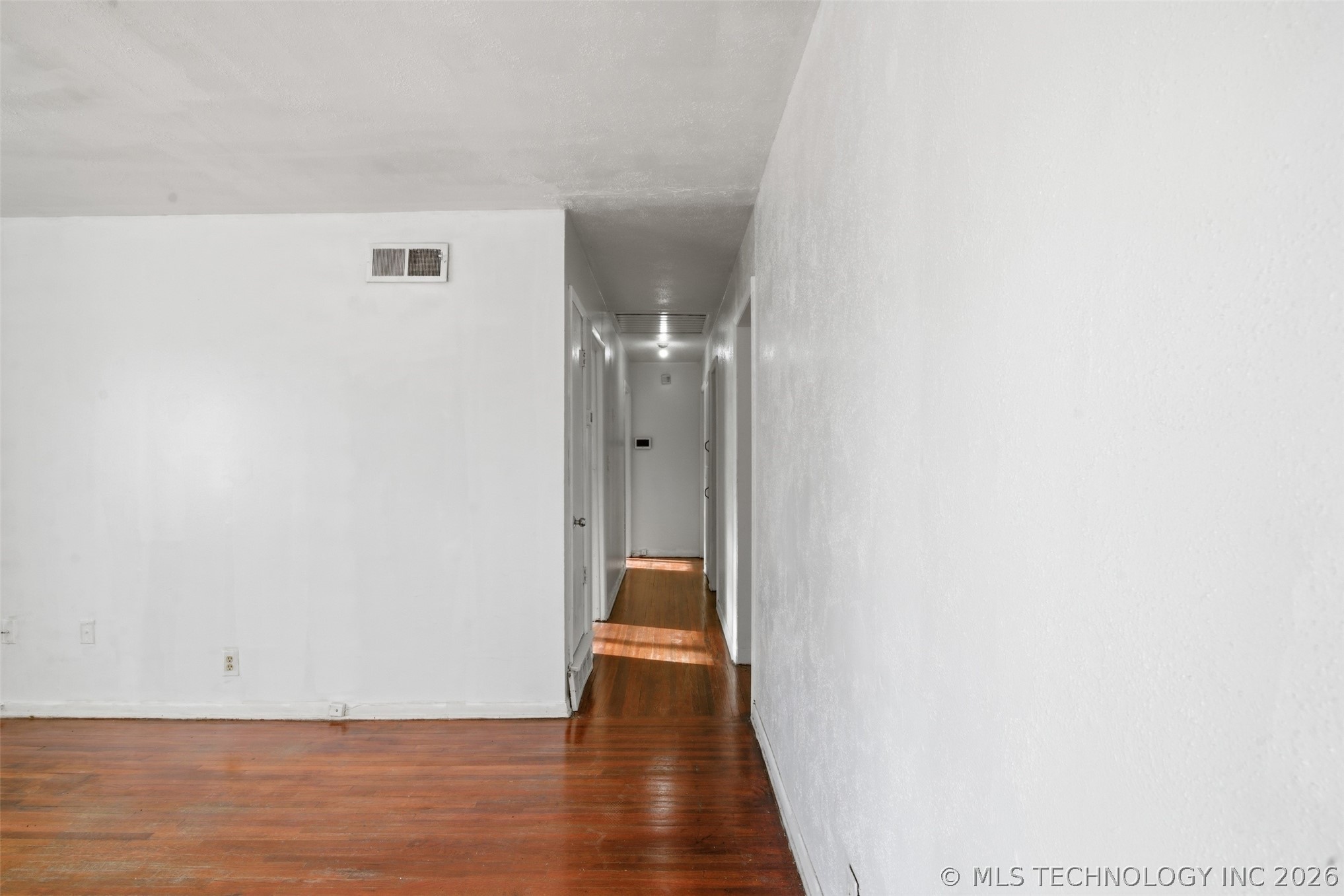 5234 N Kenosha Avenue Property Photo 10