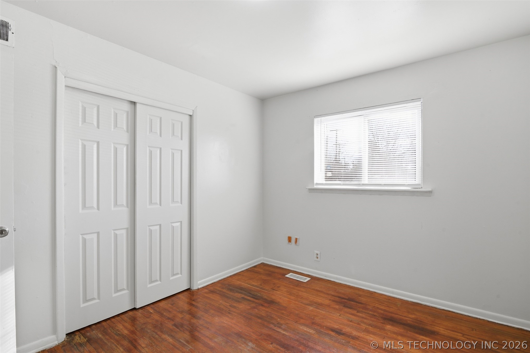 5234 N Kenosha Avenue Property Photo 15
