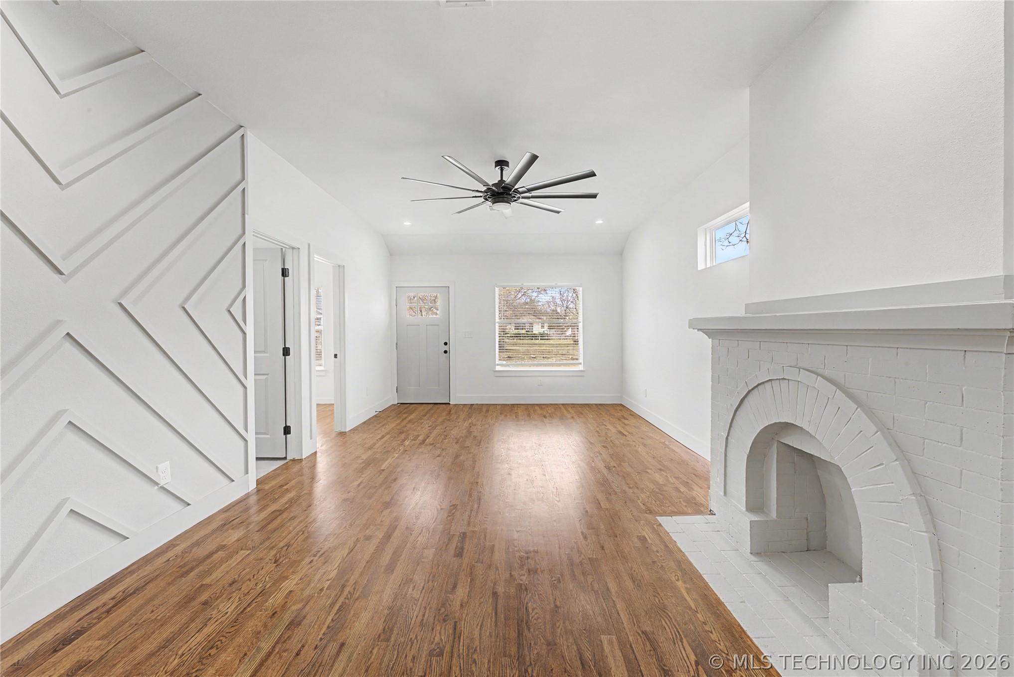 1337 N Boston Place Property Photo 8