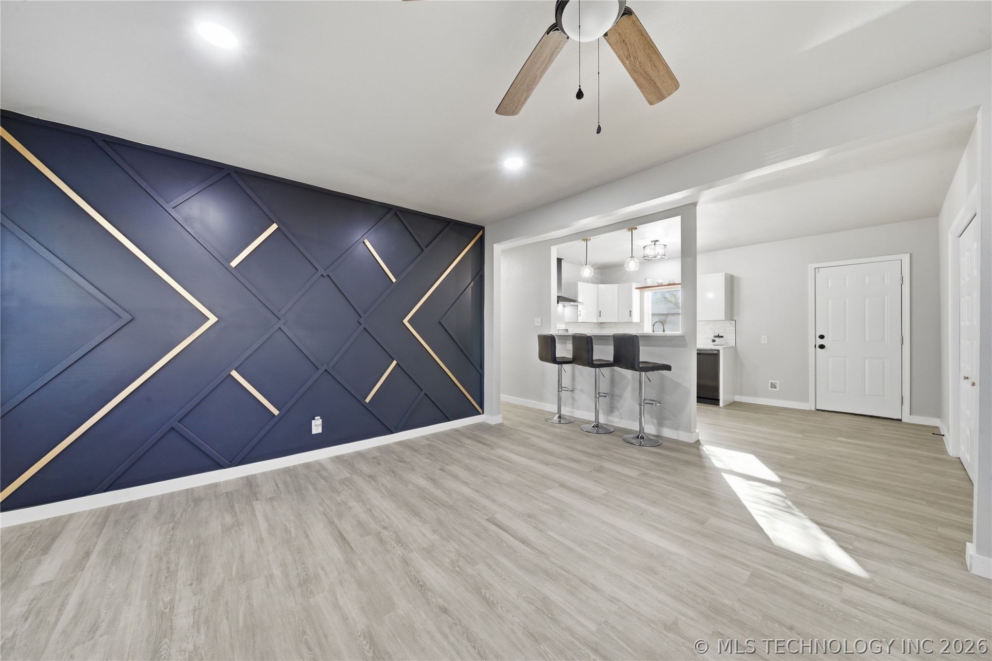 2301 Denver Street Property Photo 9