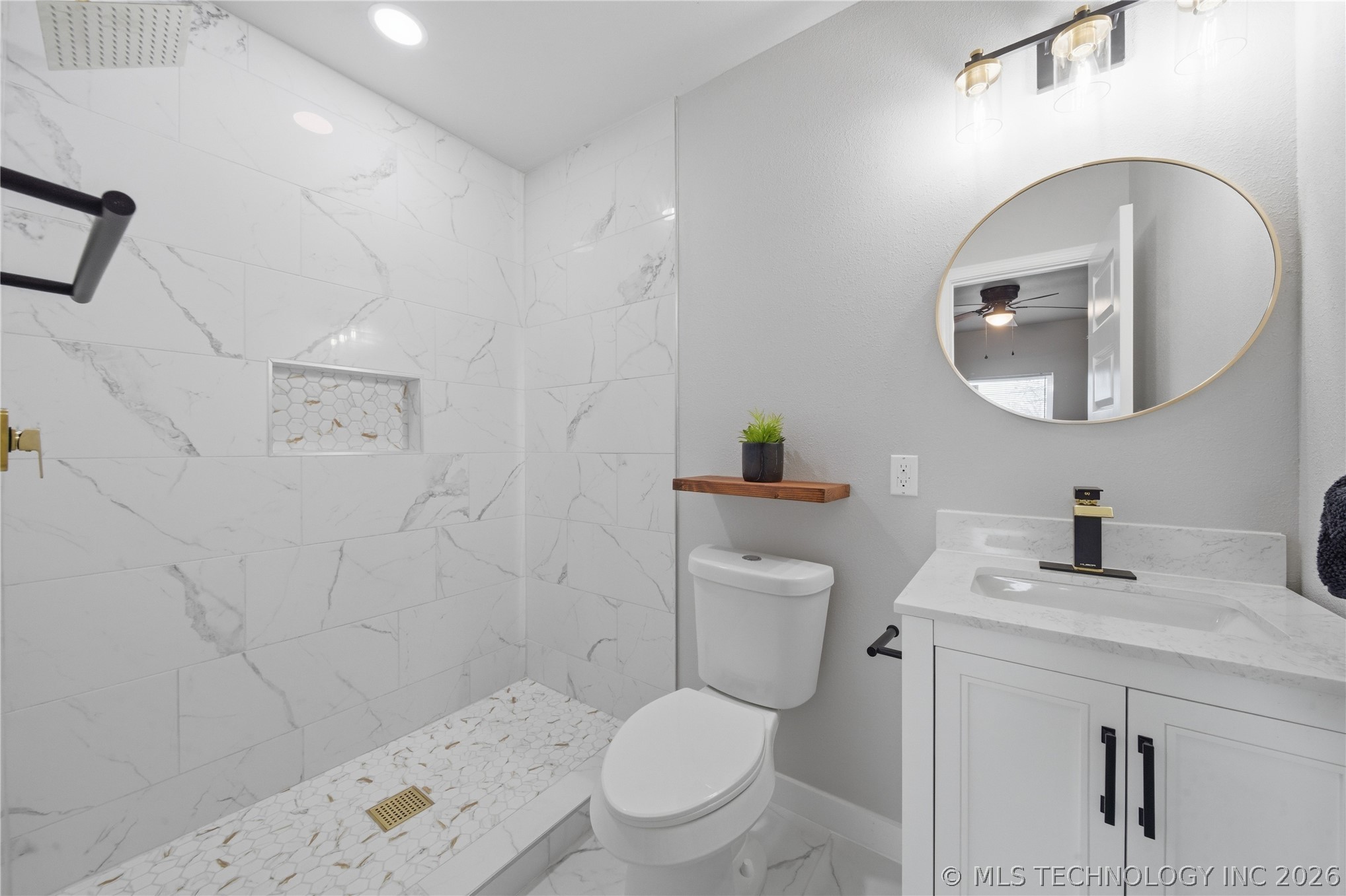 2301 Denver Street Property Photo 18