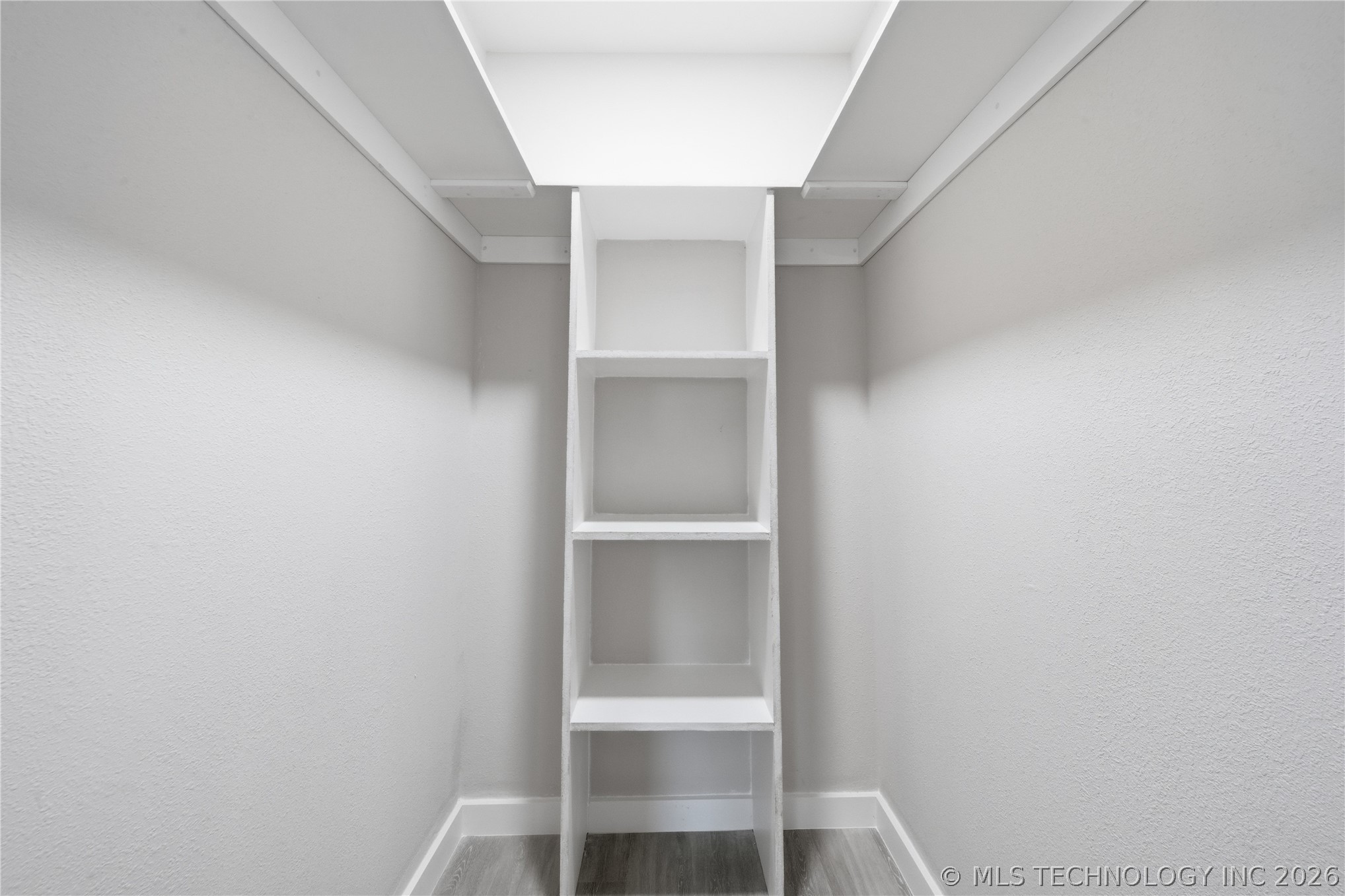 2301 Denver Street Property Photo 20