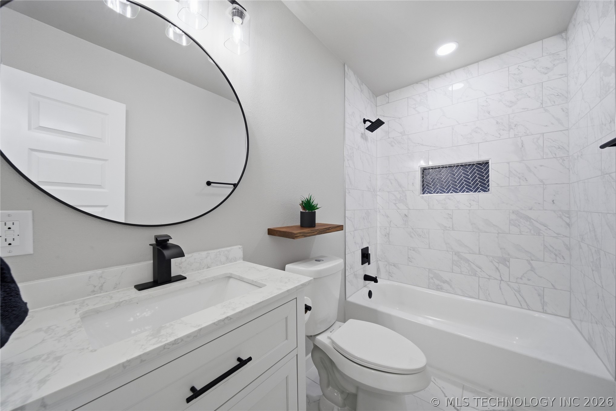 2301 Denver Street Property Photo 23