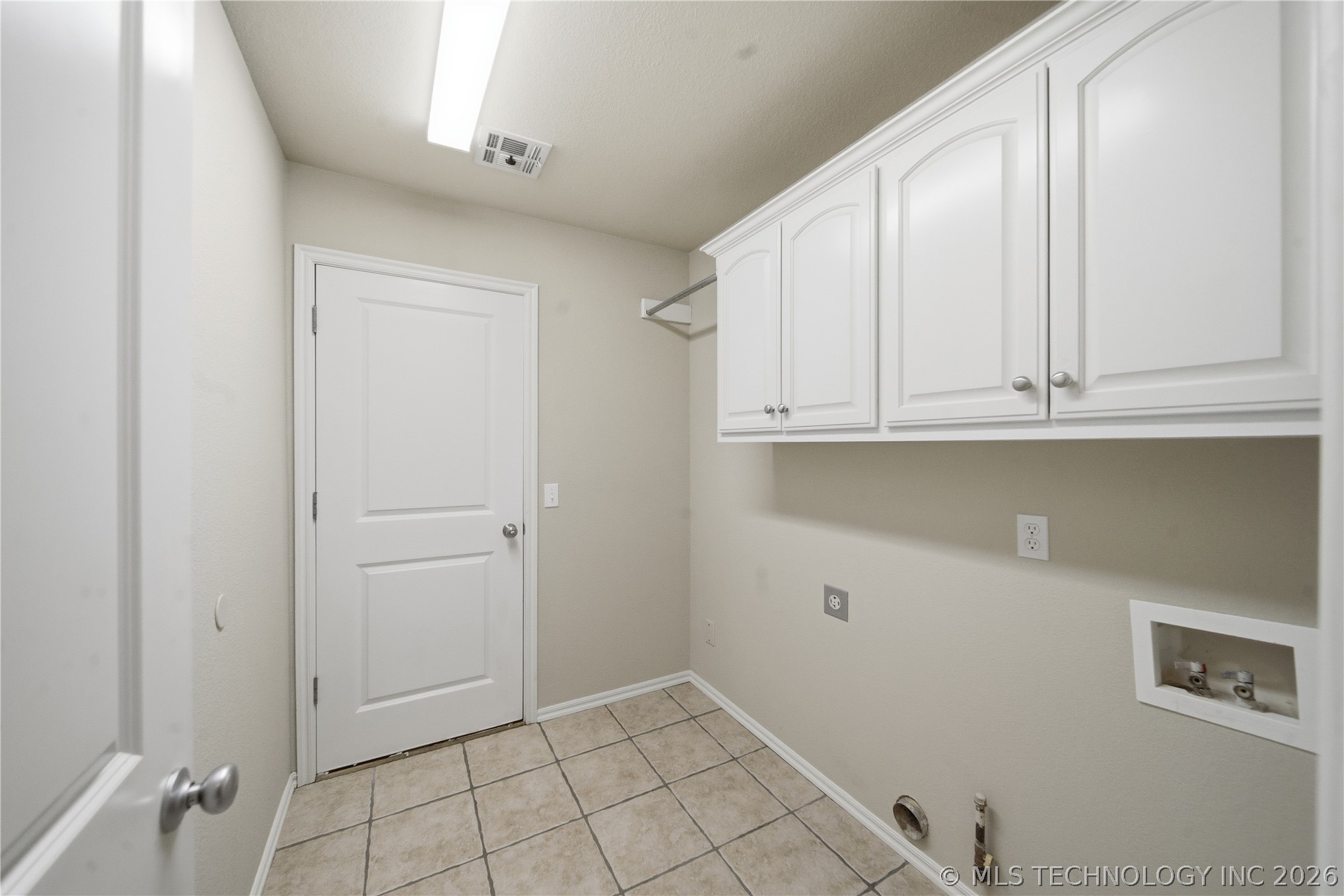 11602 S Mulberry Lane Property Photo 13