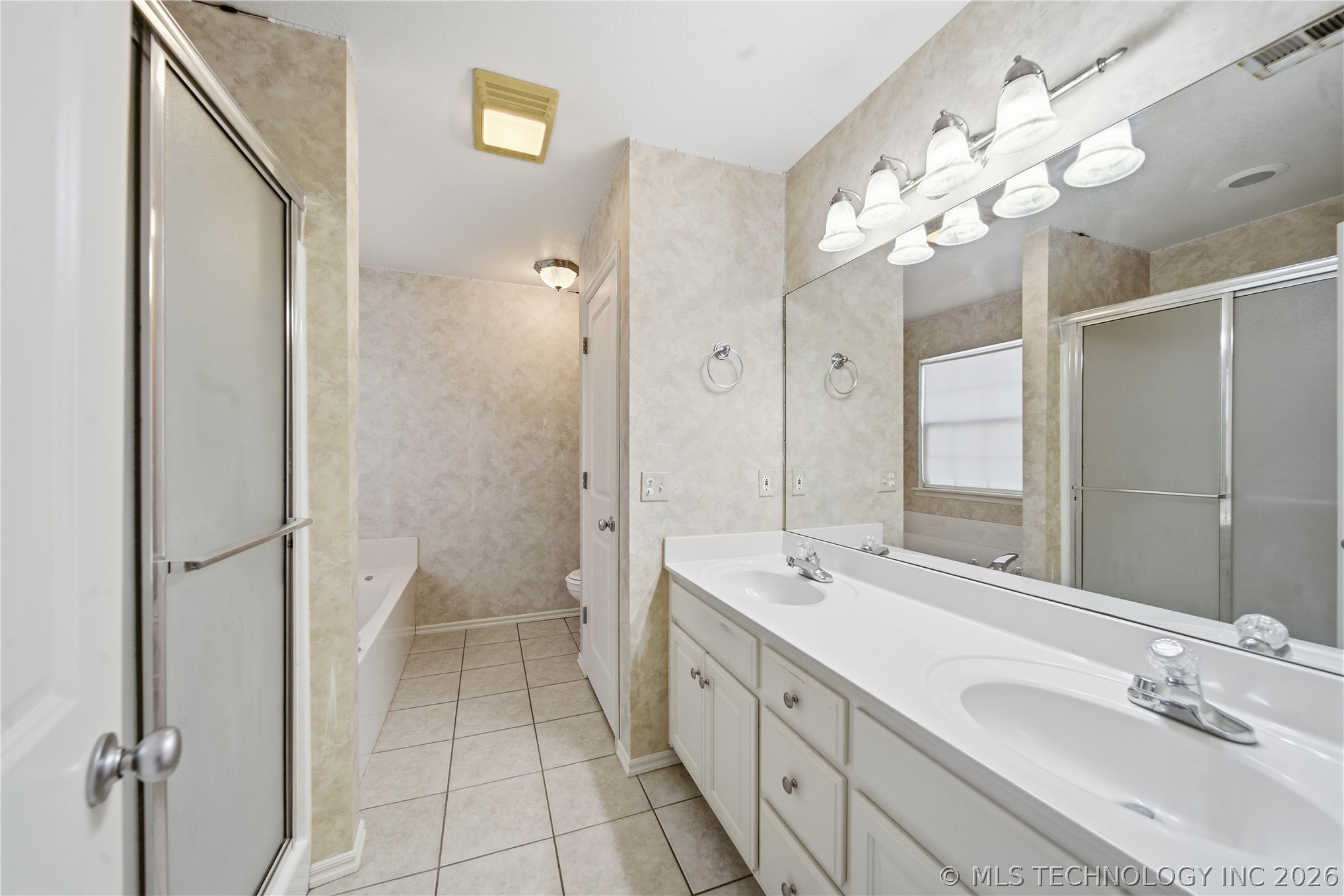 11602 S Mulberry Lane Property Photo 15