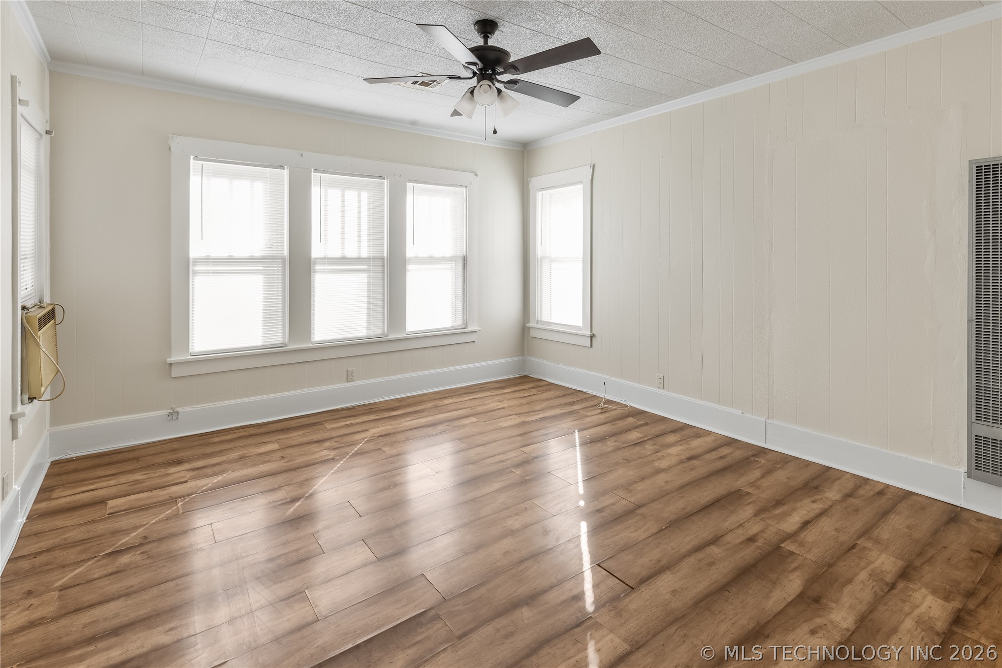 706 D Nw Property Photo 10