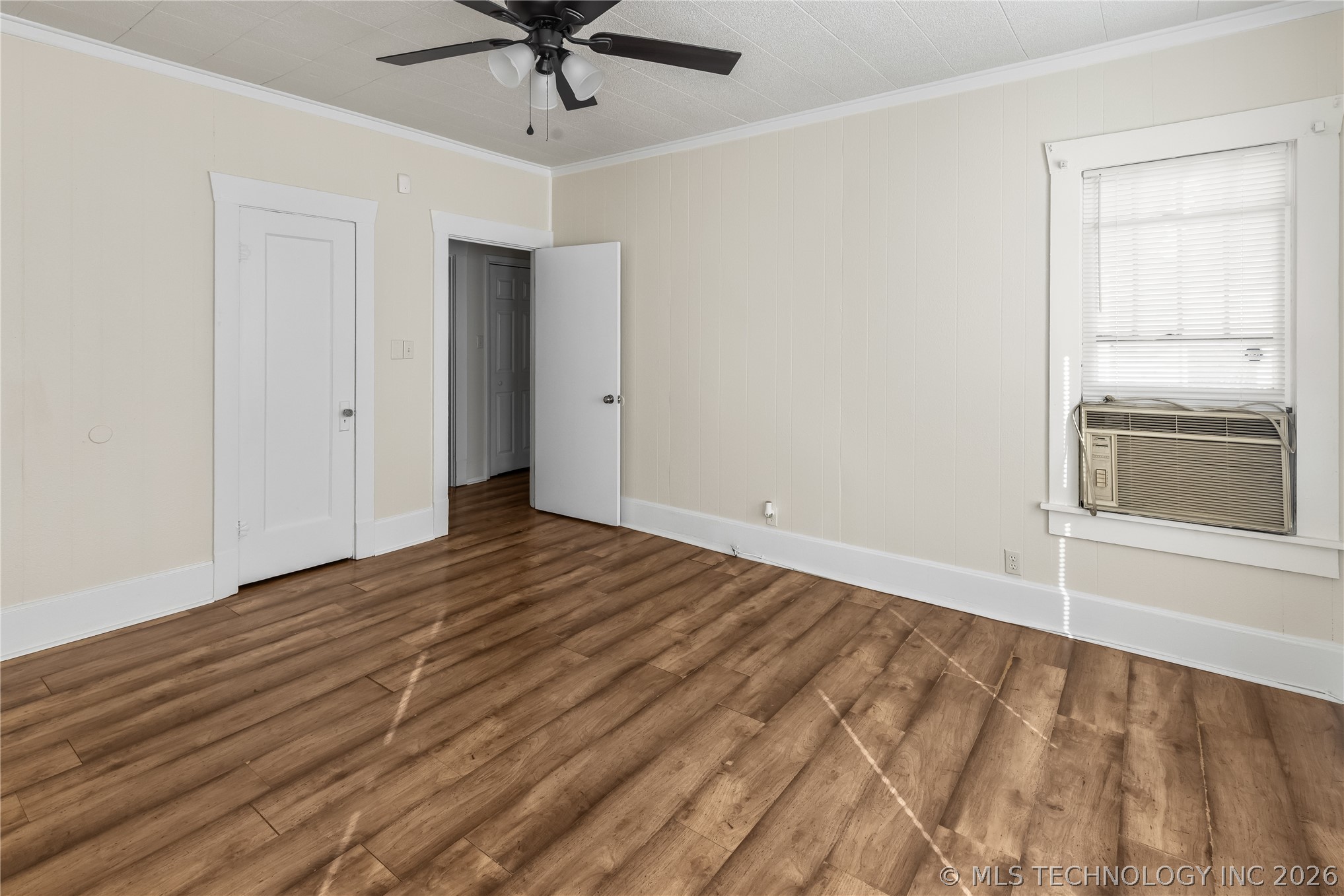706 D Nw Property Photo 12