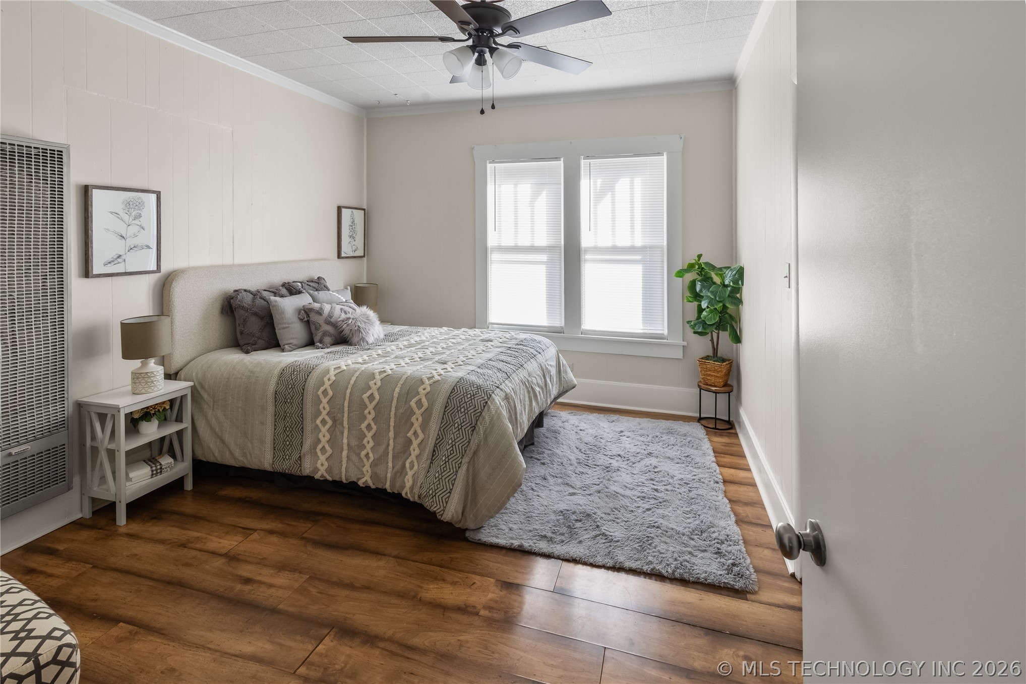 706 D Nw Property Photo 15