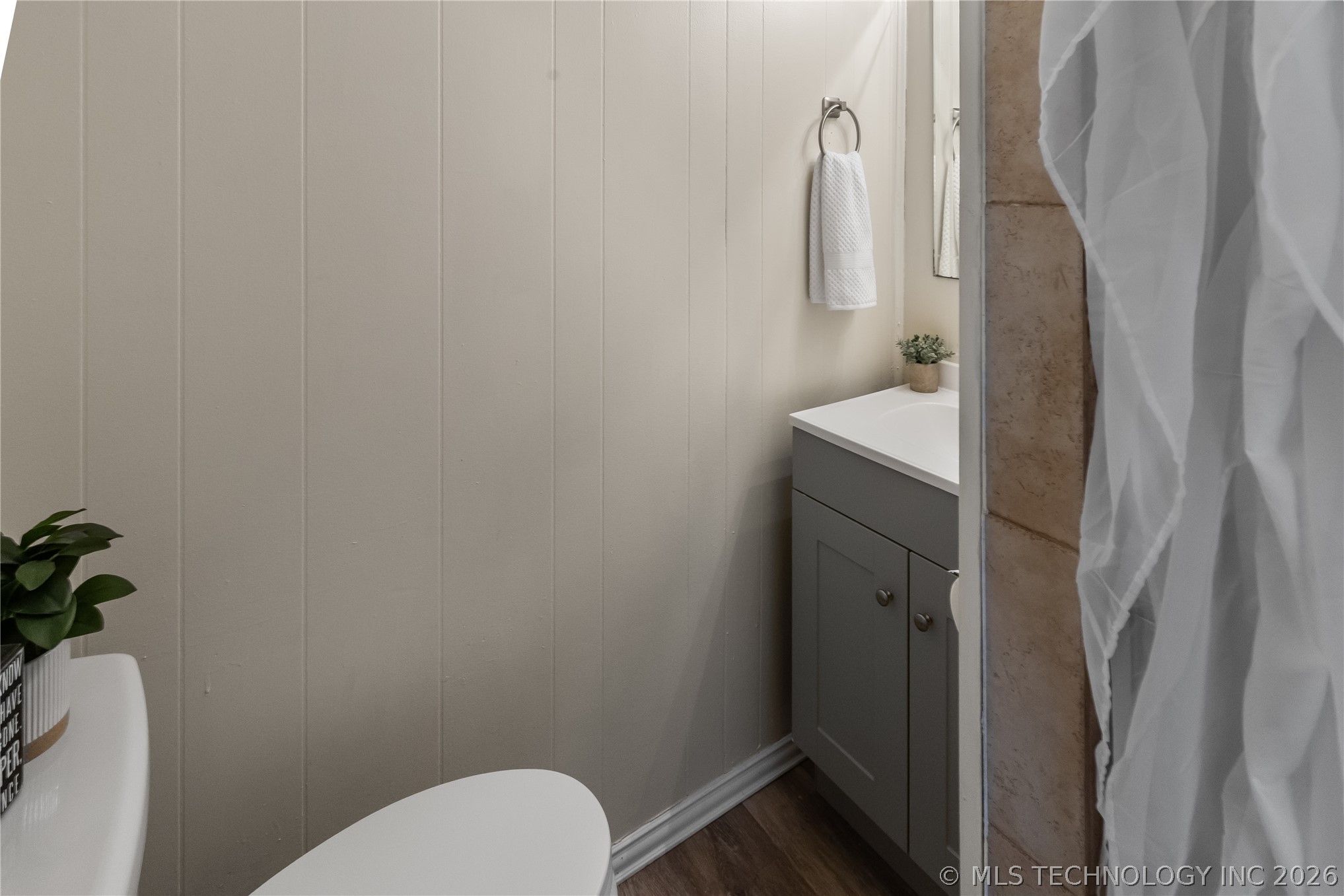 706 D Nw Property Photo 18