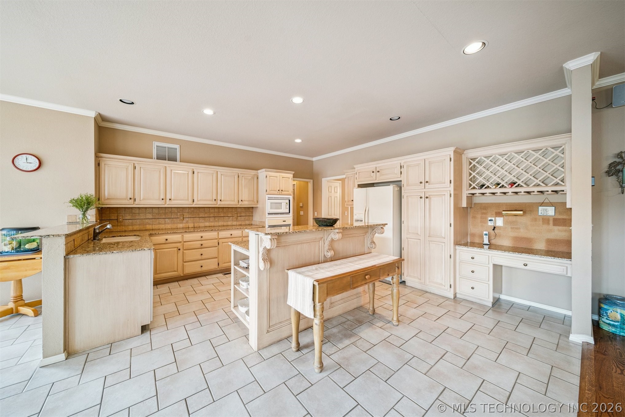 12231 S 18th Avenue E Property Photo 16