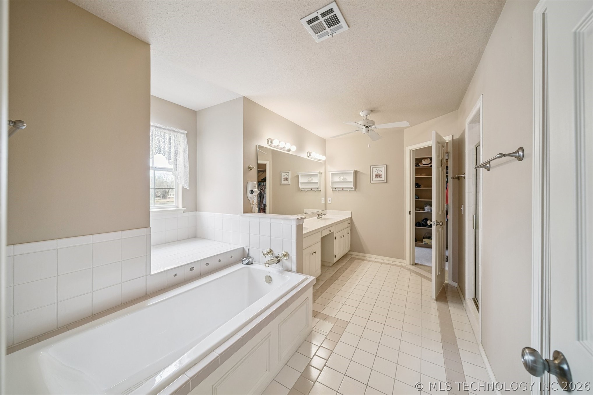 12231 S 18th Avenue E Property Photo 33