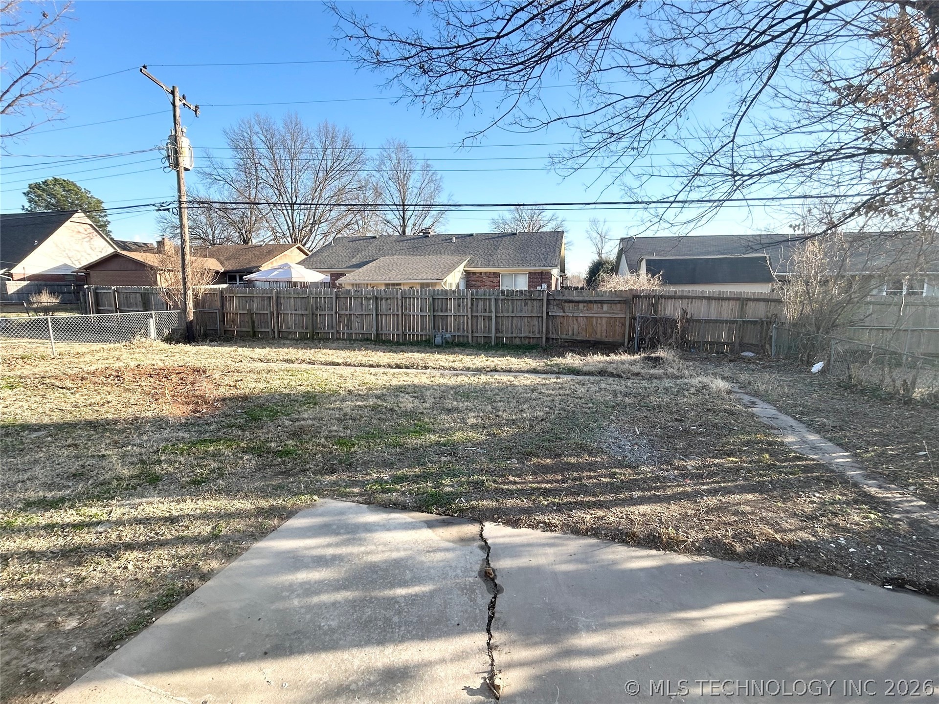10114 E 23rd Street Property Photo 6