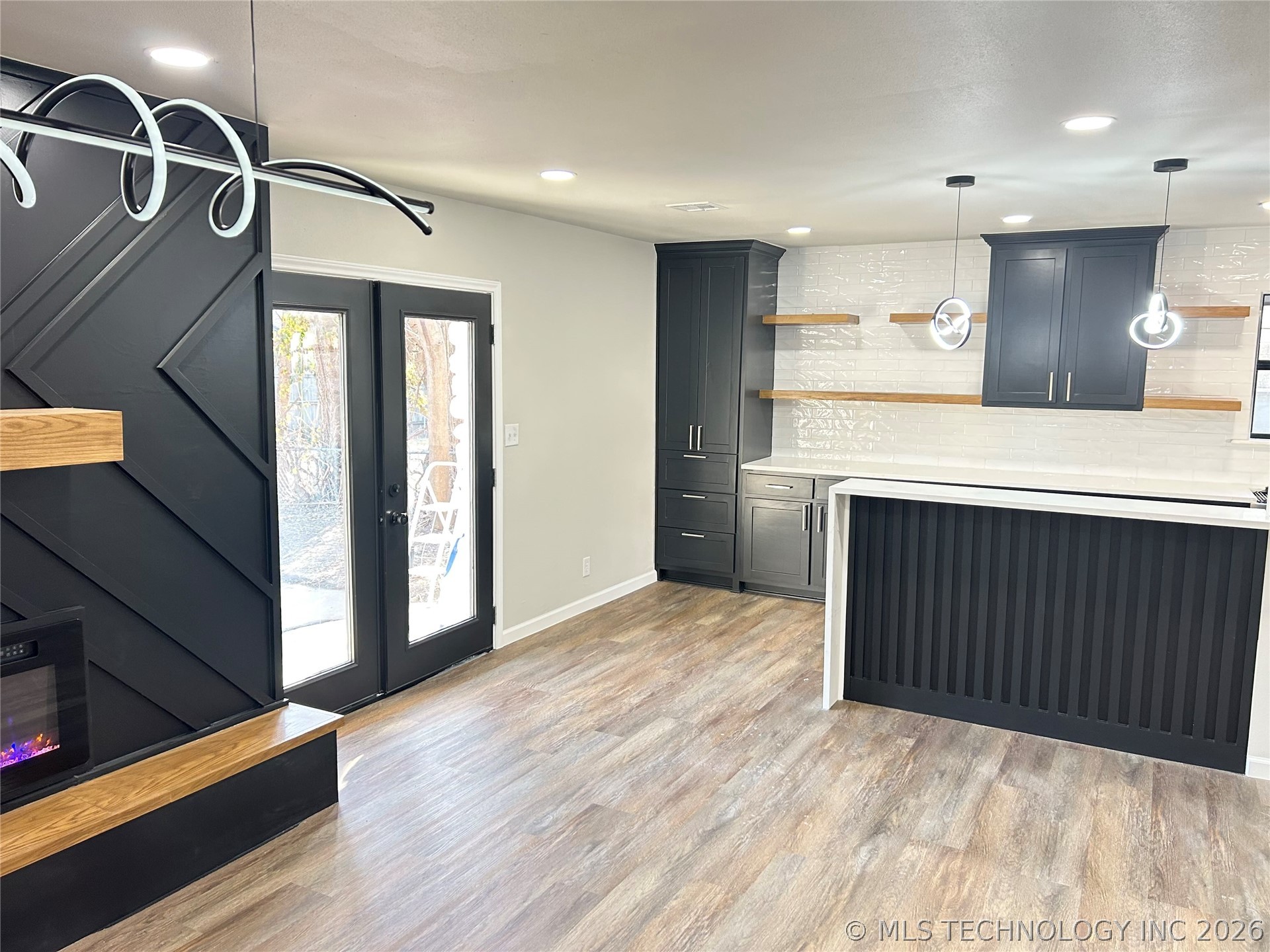 10114 E 23rd Street Property Photo 11