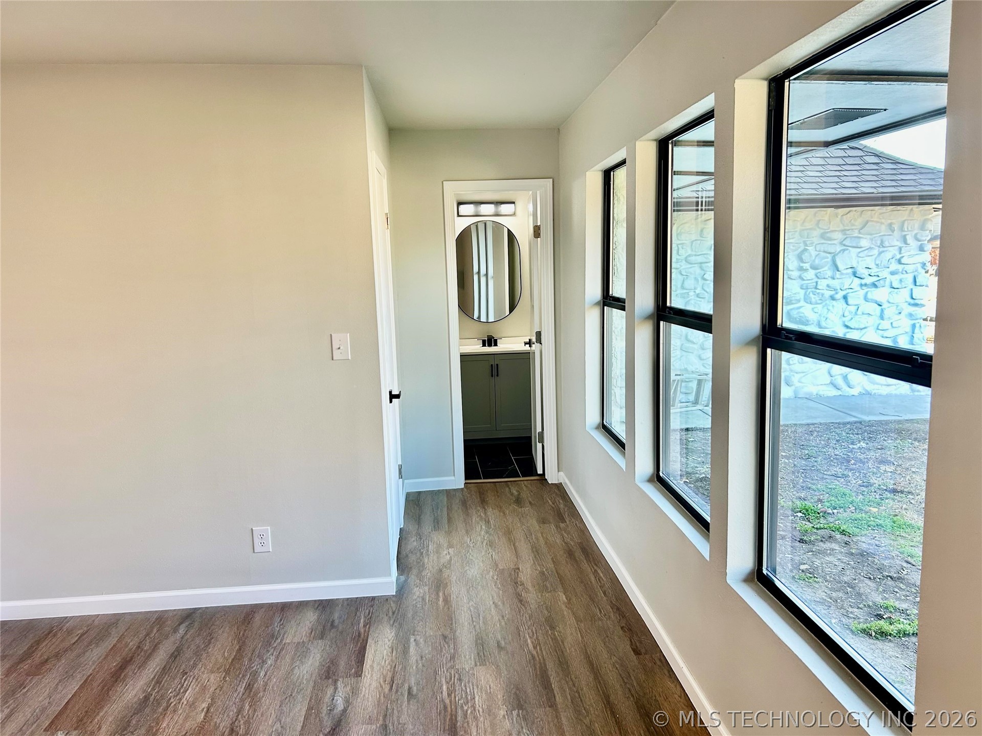 10114 E 23rd Street Property Photo 17