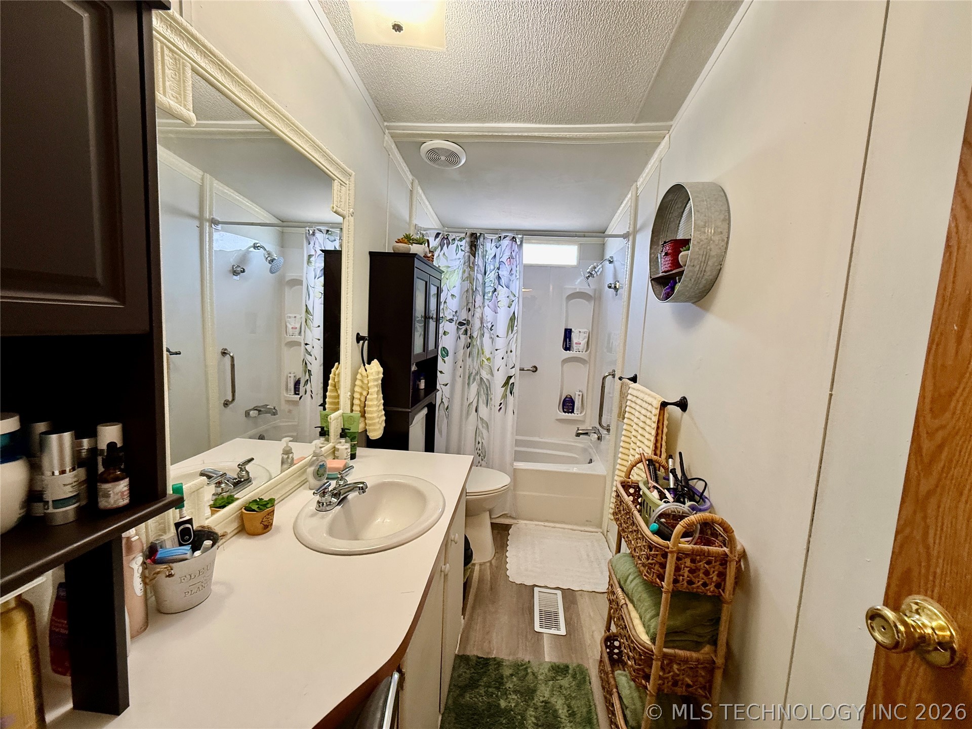 18 W Elm Drive Property Photo 24
