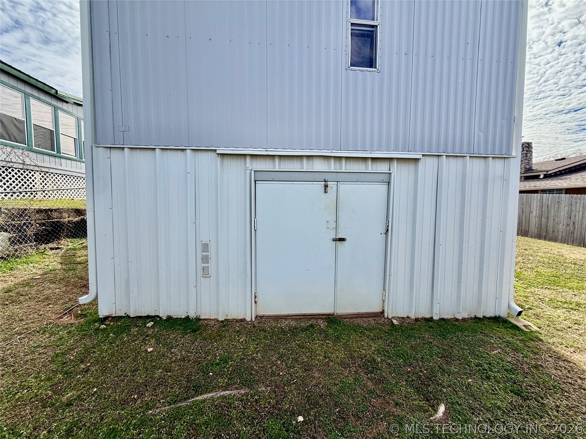 18 W Elm Drive Property Photo 34
