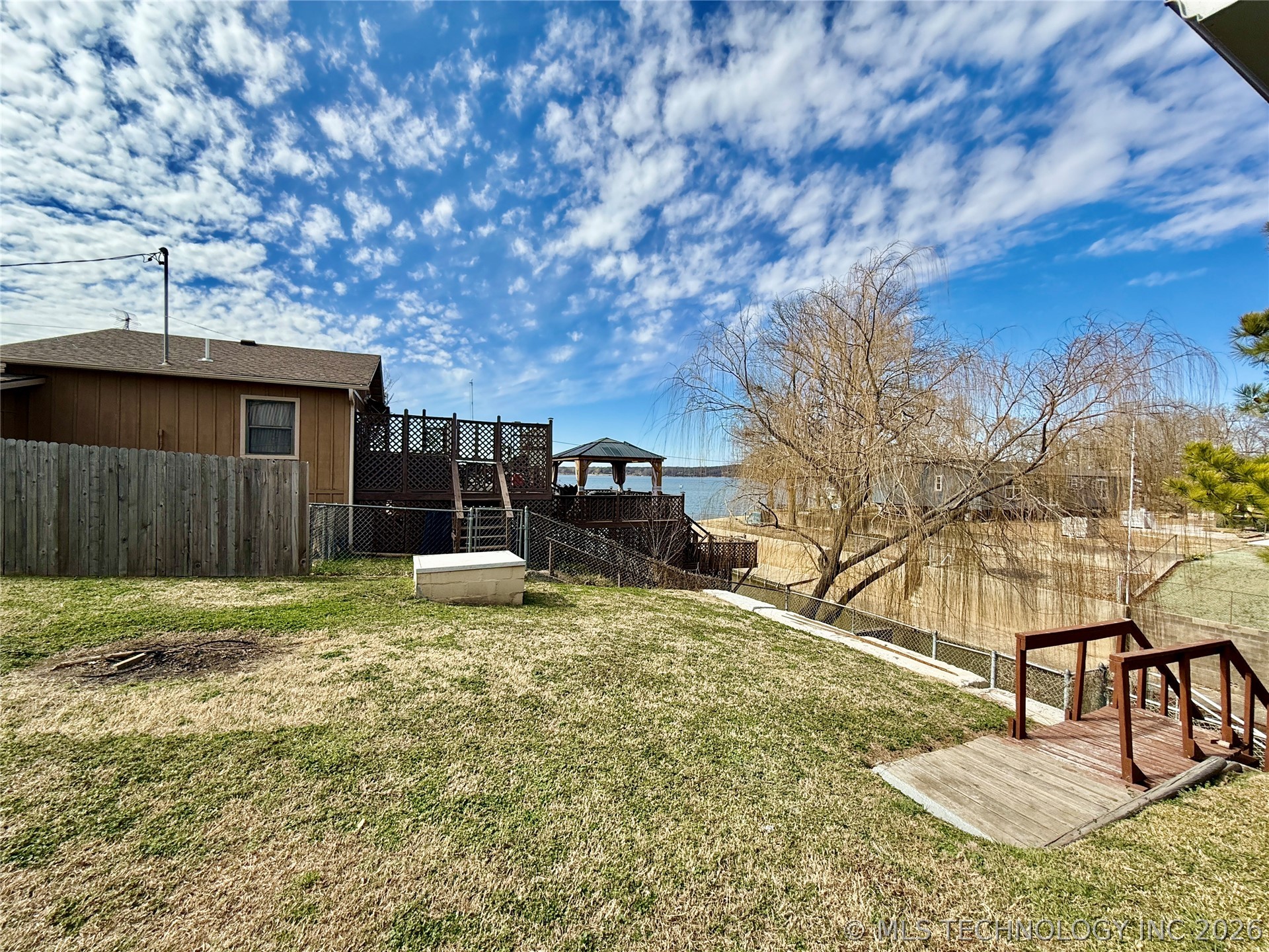 18 W Elm Drive Property Photo 38