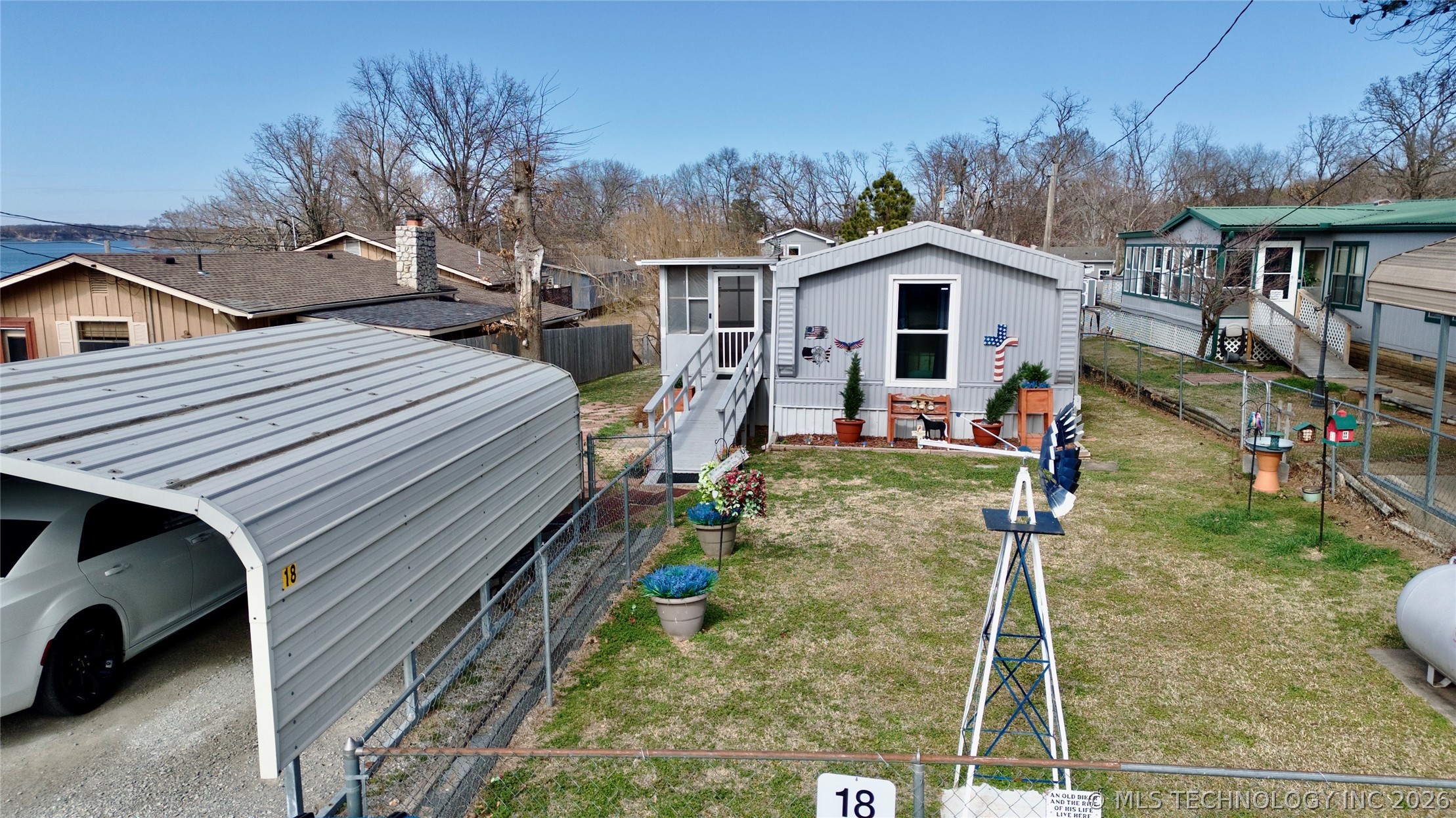 18 W Elm Drive Property Photo 46