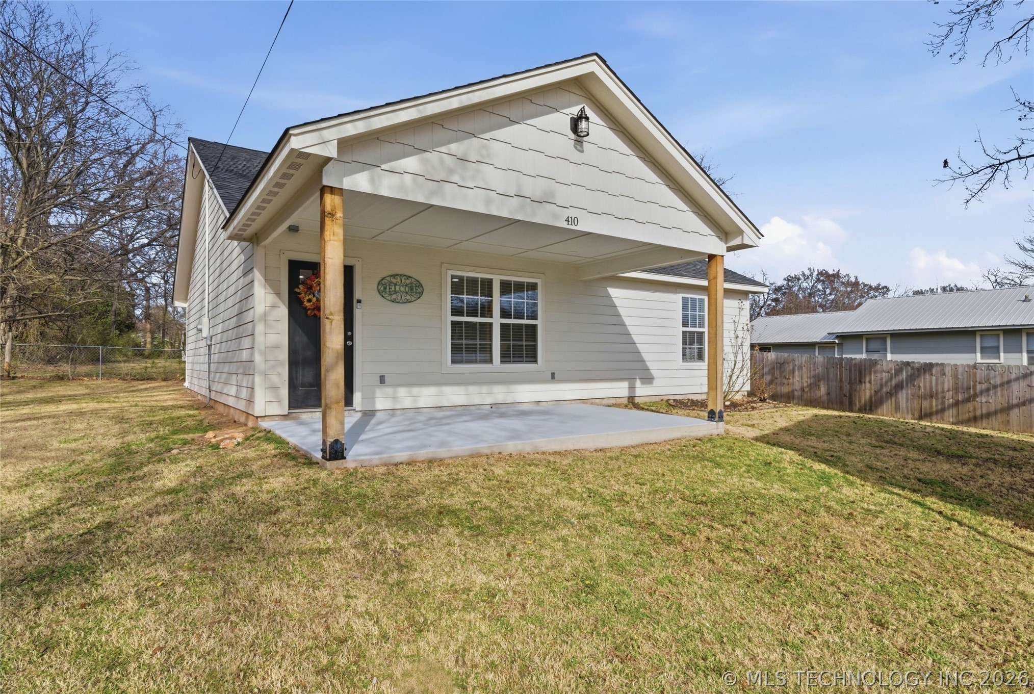 410 W Fox Street Property Photo 2