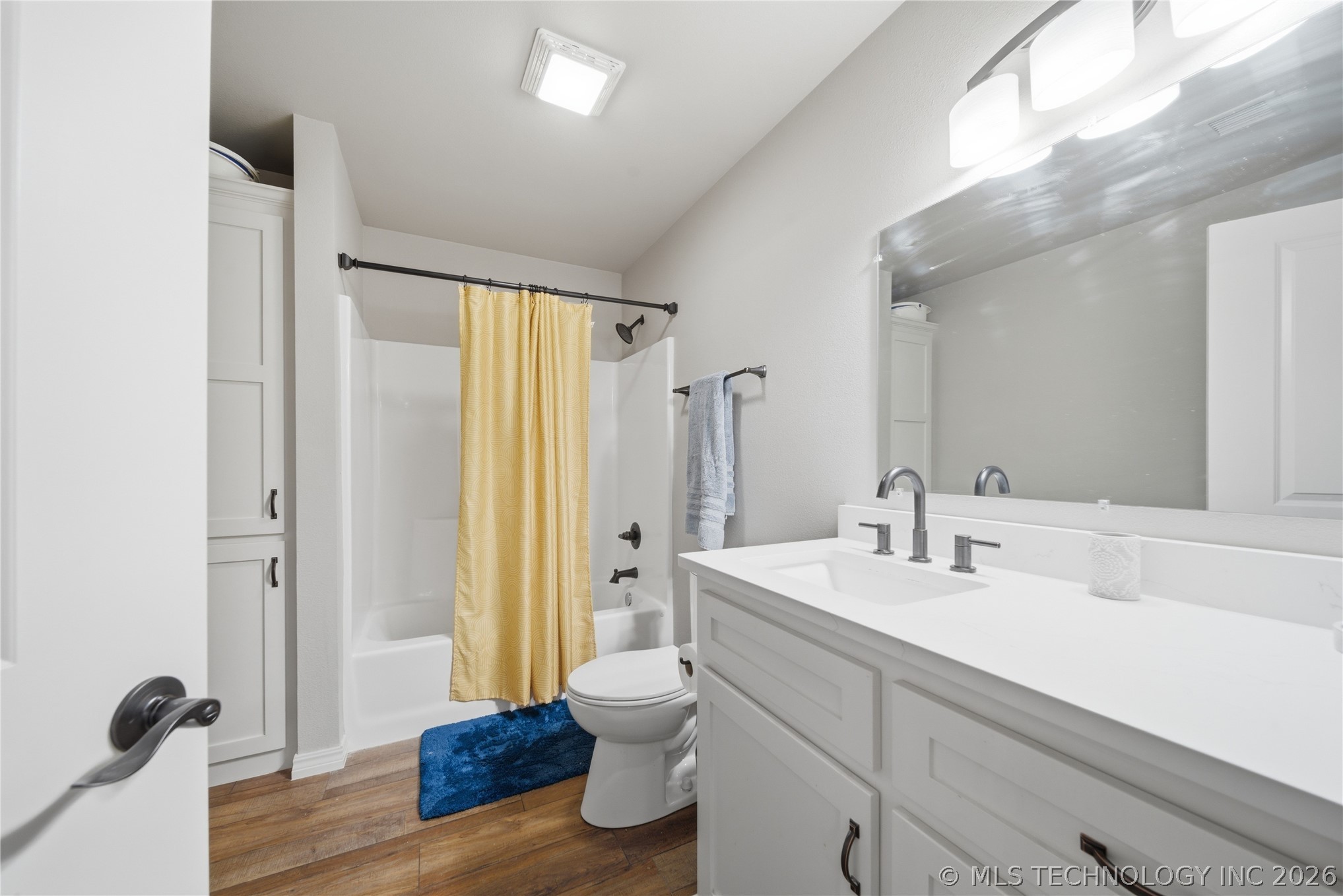 410 W Fox Street Property Photo 19