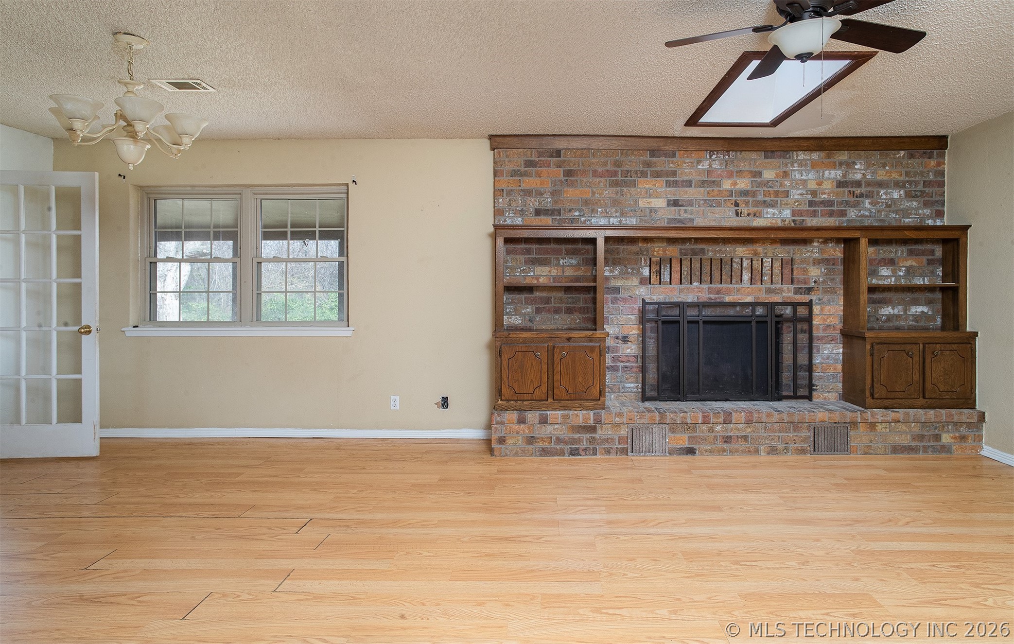 312 Meadowlark Lane Property Photo 7