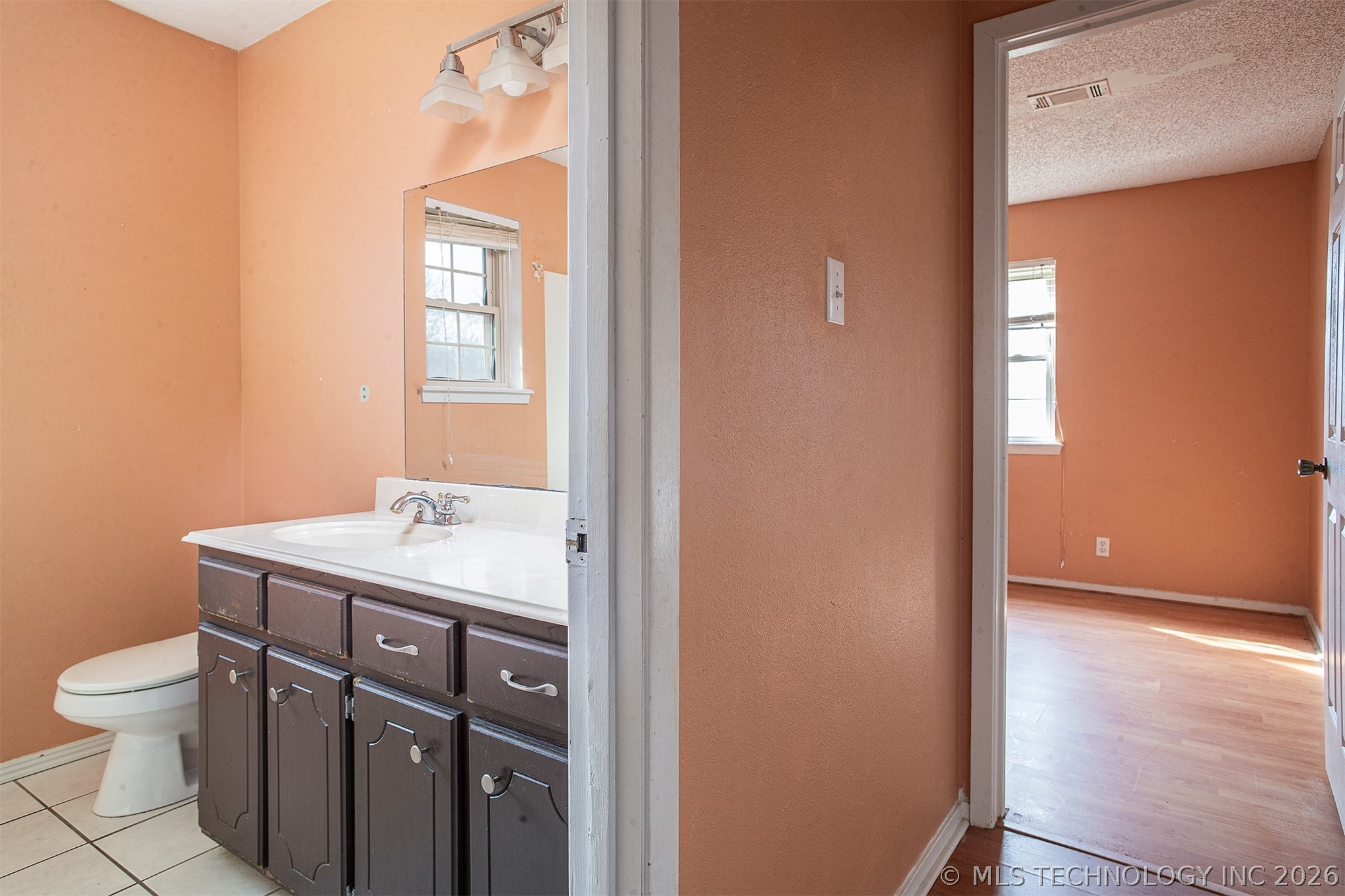 312 Meadowlark Lane Property Photo 10